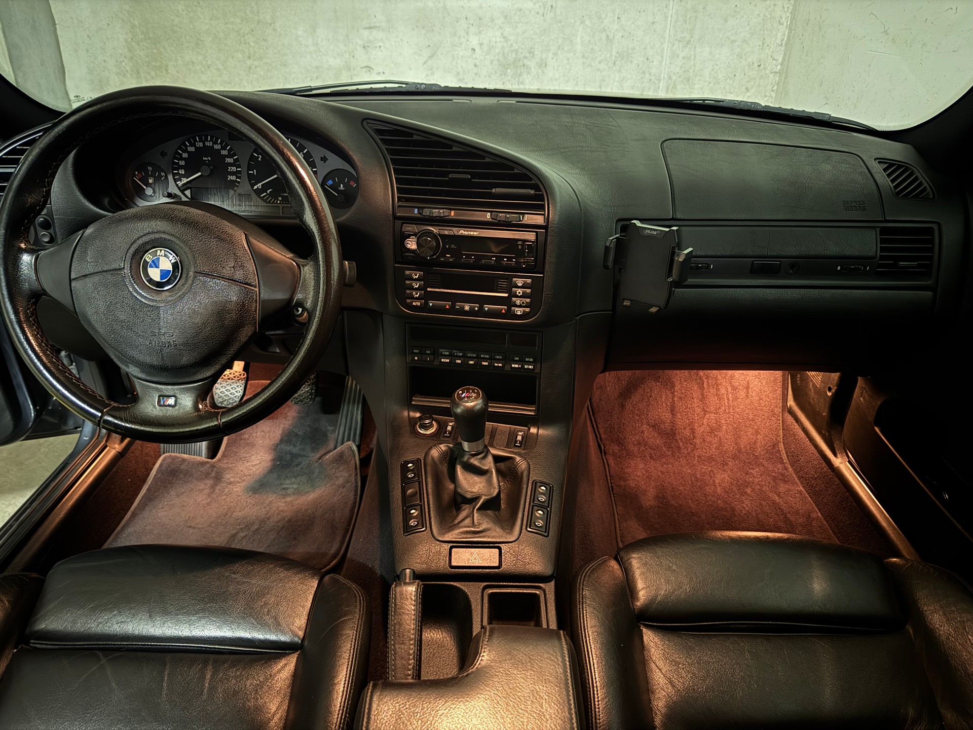 BMW touring-image-3