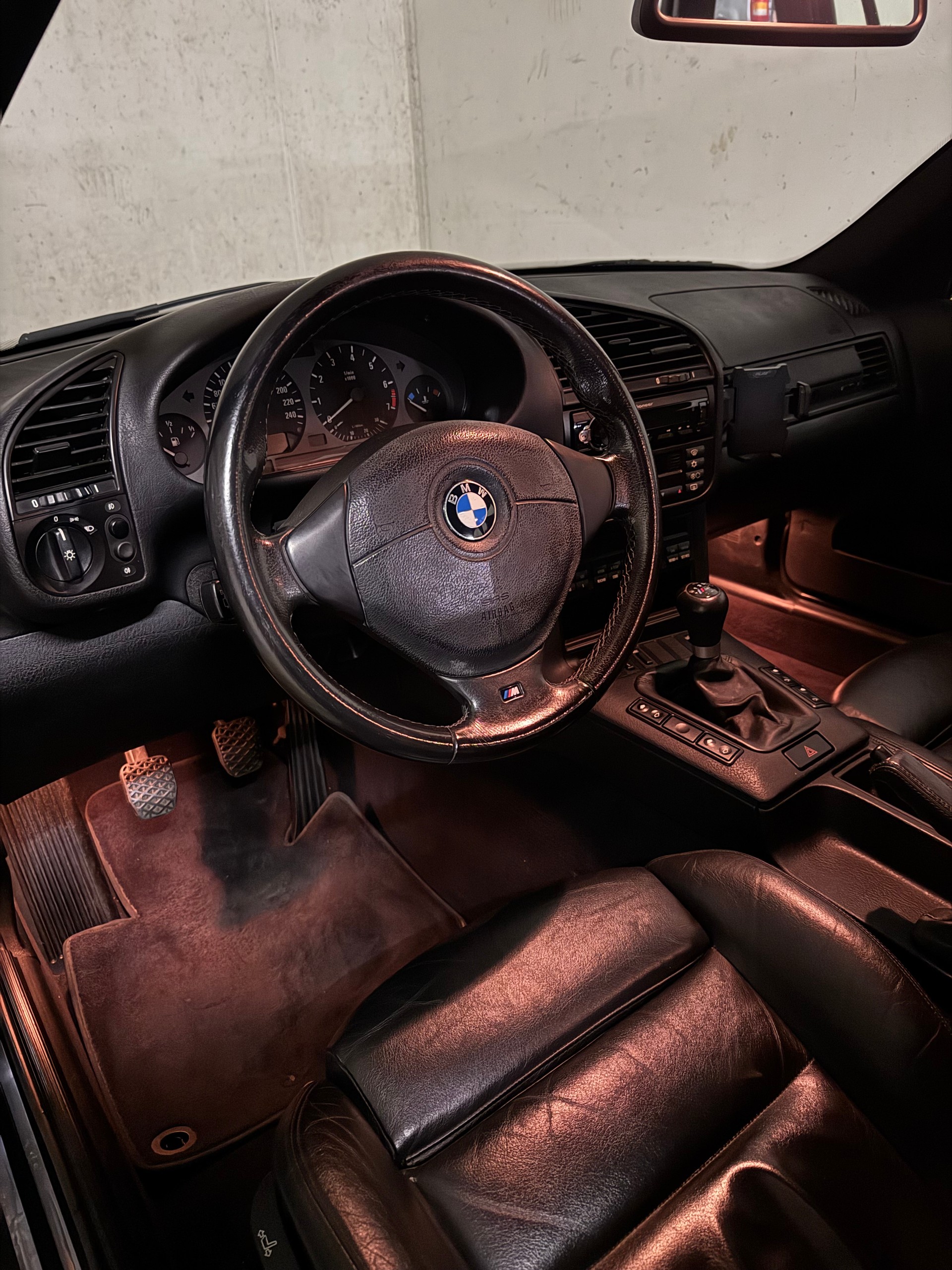 BMW touring-image-4