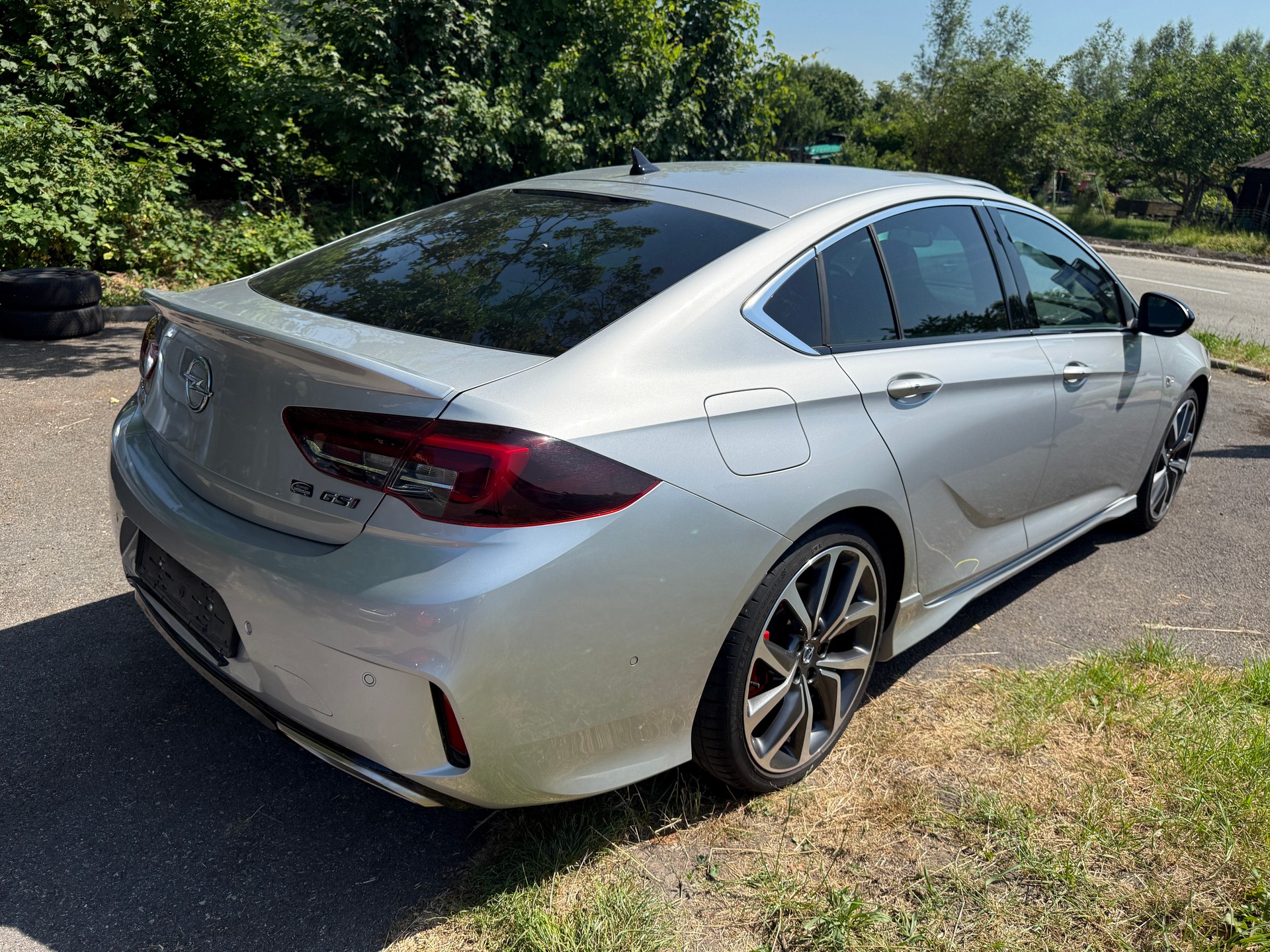OPEL Insignia 2.0 T GSi 4WD Automatic-image-7