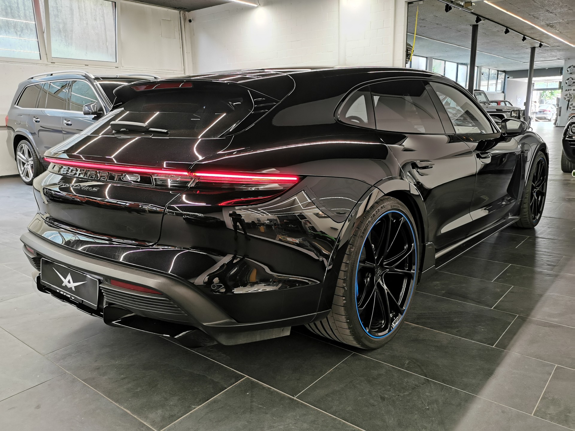 PORSCHE Taycan Turbo S Cross Turismo TECHART-image-6