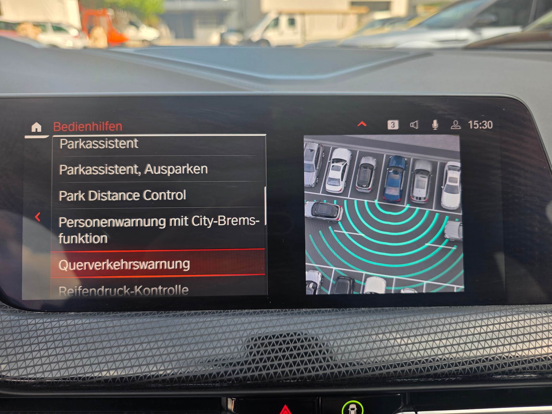 BMW 118d Steptronic M Sport / VOLLAUSSTATTUNG -PANORMA -KOMFORT PAKET -ASSISTENZ PAKET -ADAPTIVE LED -M SPORTBREMSEN-image-21