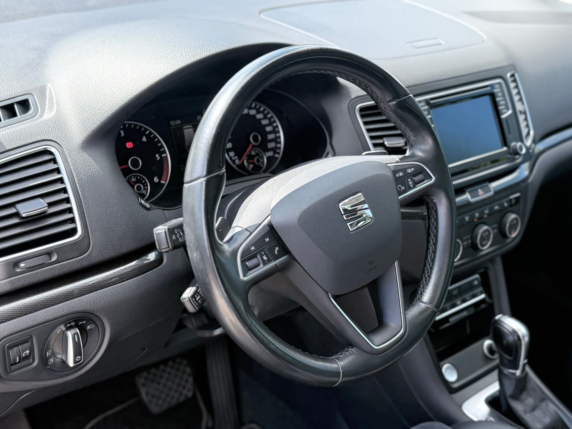 SEAT Alhambra 2.0 TDI Style Advanced DSG-image-16