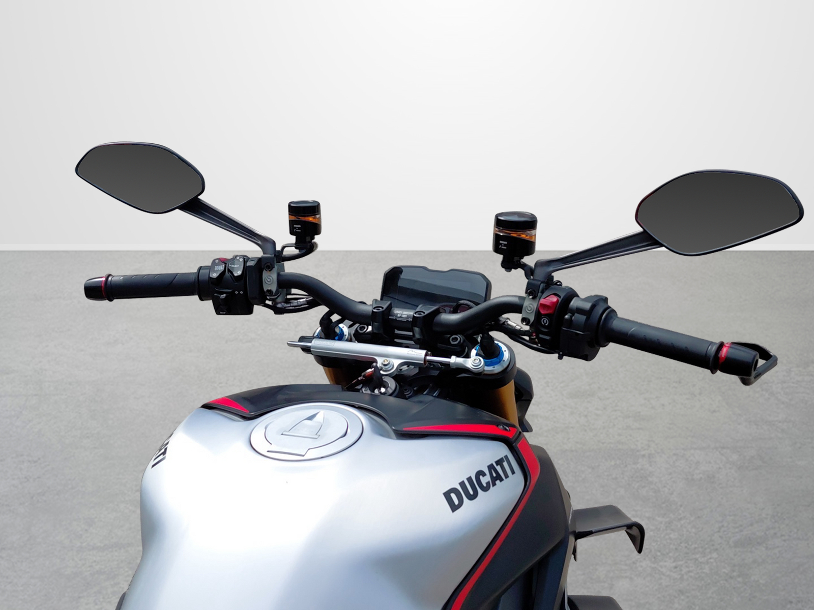 DUCATI Streetfighter V4 SP-image-4
