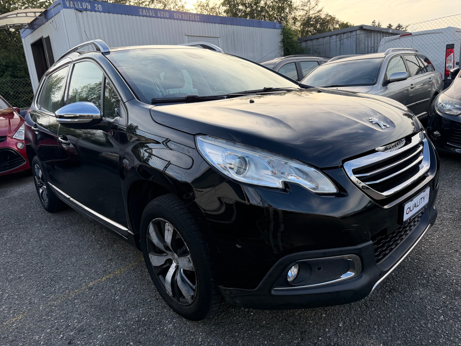 PEUGEOT 2008 1.2 PureTech Active EAT6