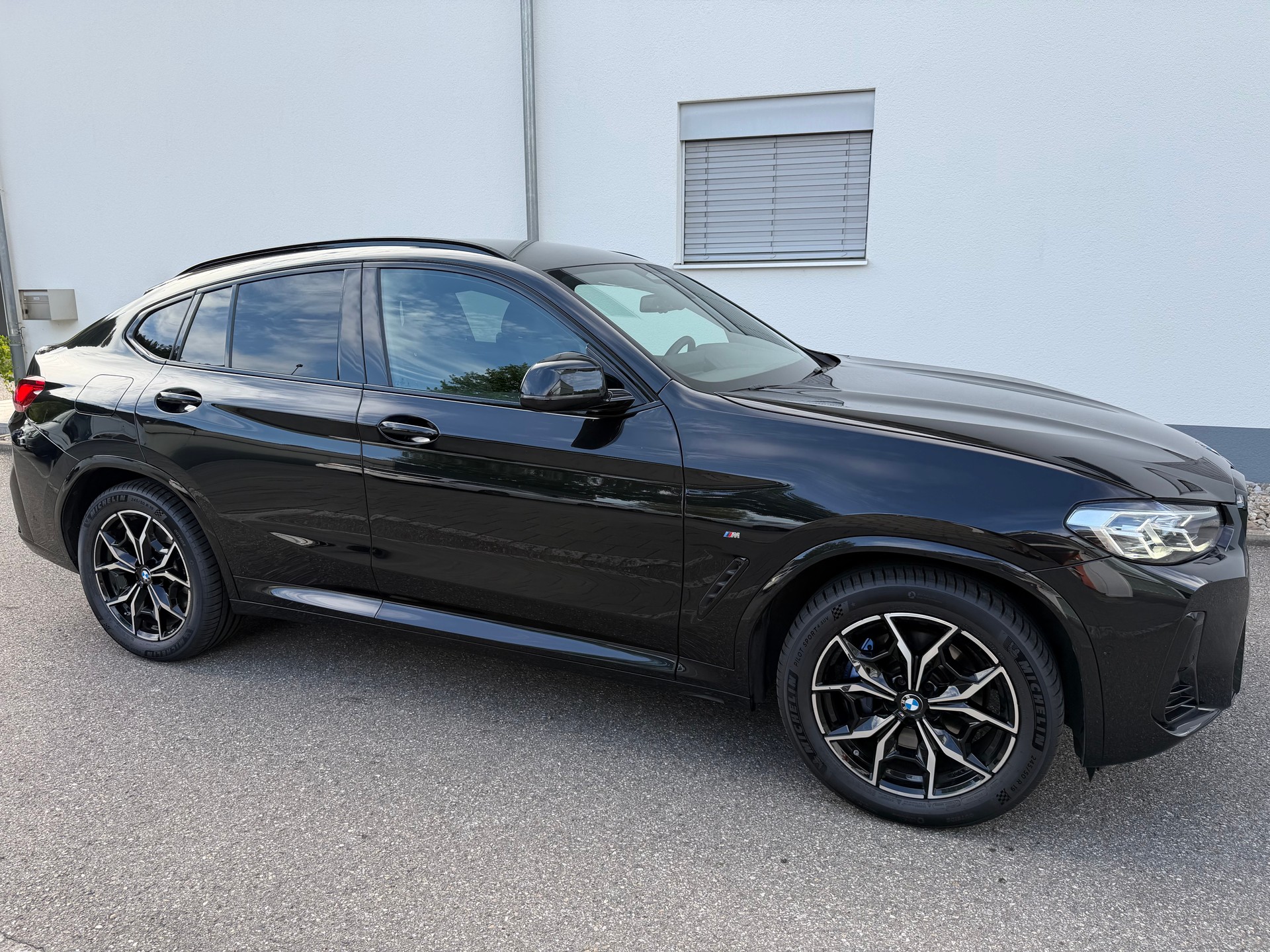 BMW X4 xDrive 48V 30d M Sport Steptronic-showroom-element-3