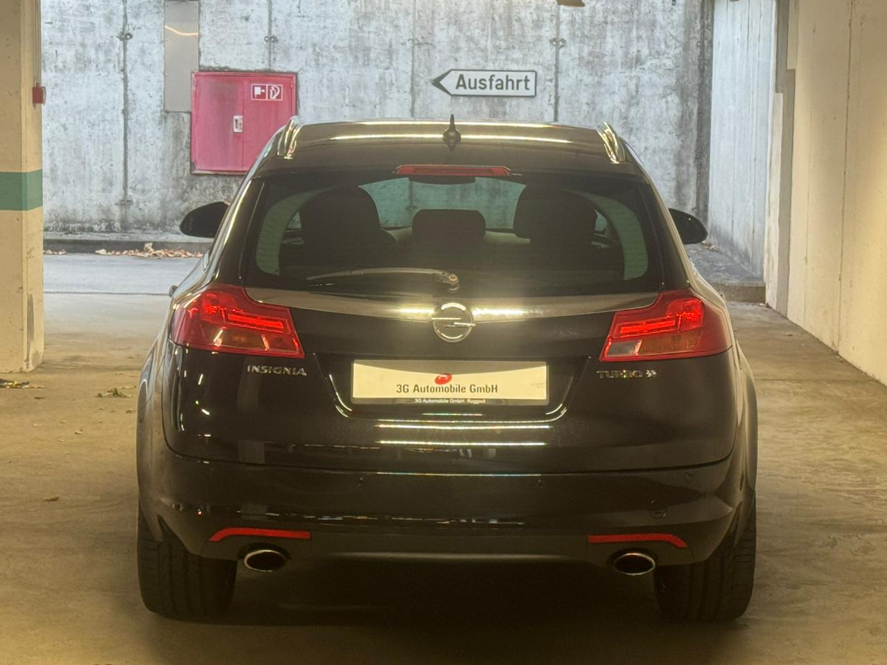 OPEL Insignia Sports Tourer 2.0 Turbo Sport 4WD-image-5