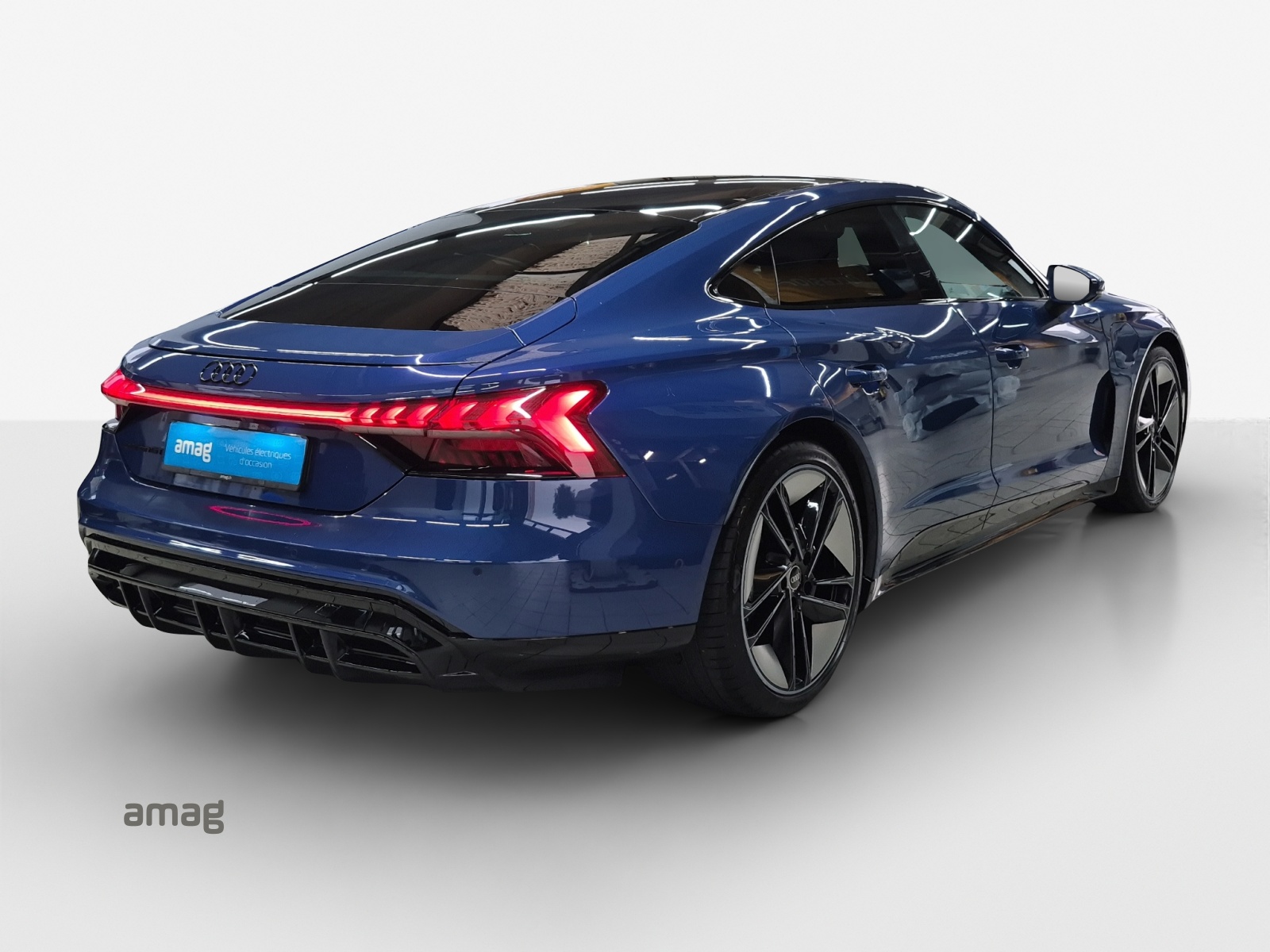 AUDI e-tron GT quattro-image-5