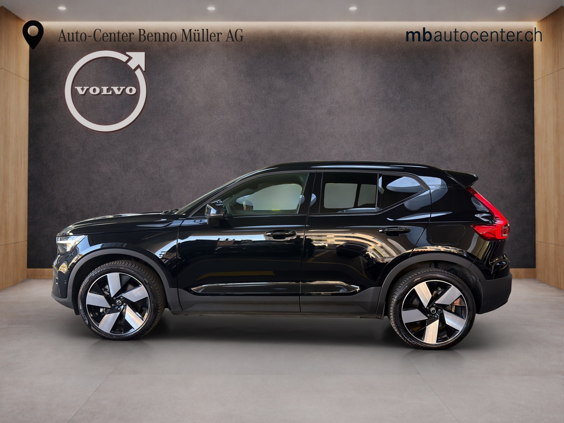 VOLVO XC40 E80 Twin Ultimate AWD-image-1
