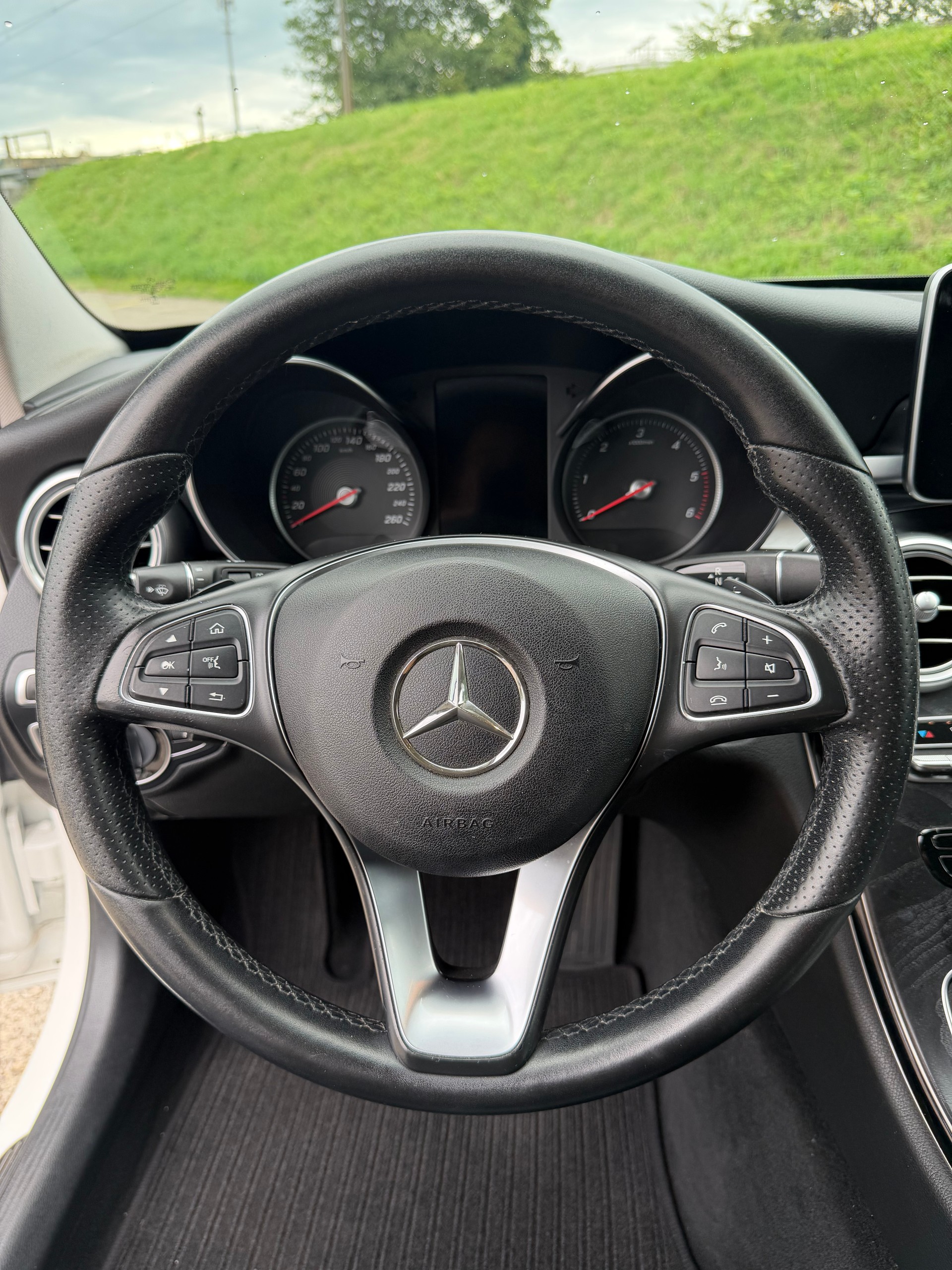 MERCEDES-BENZ C 220 d Swiss Star Avantgarde 4Matic 9G-Tronic-image-10