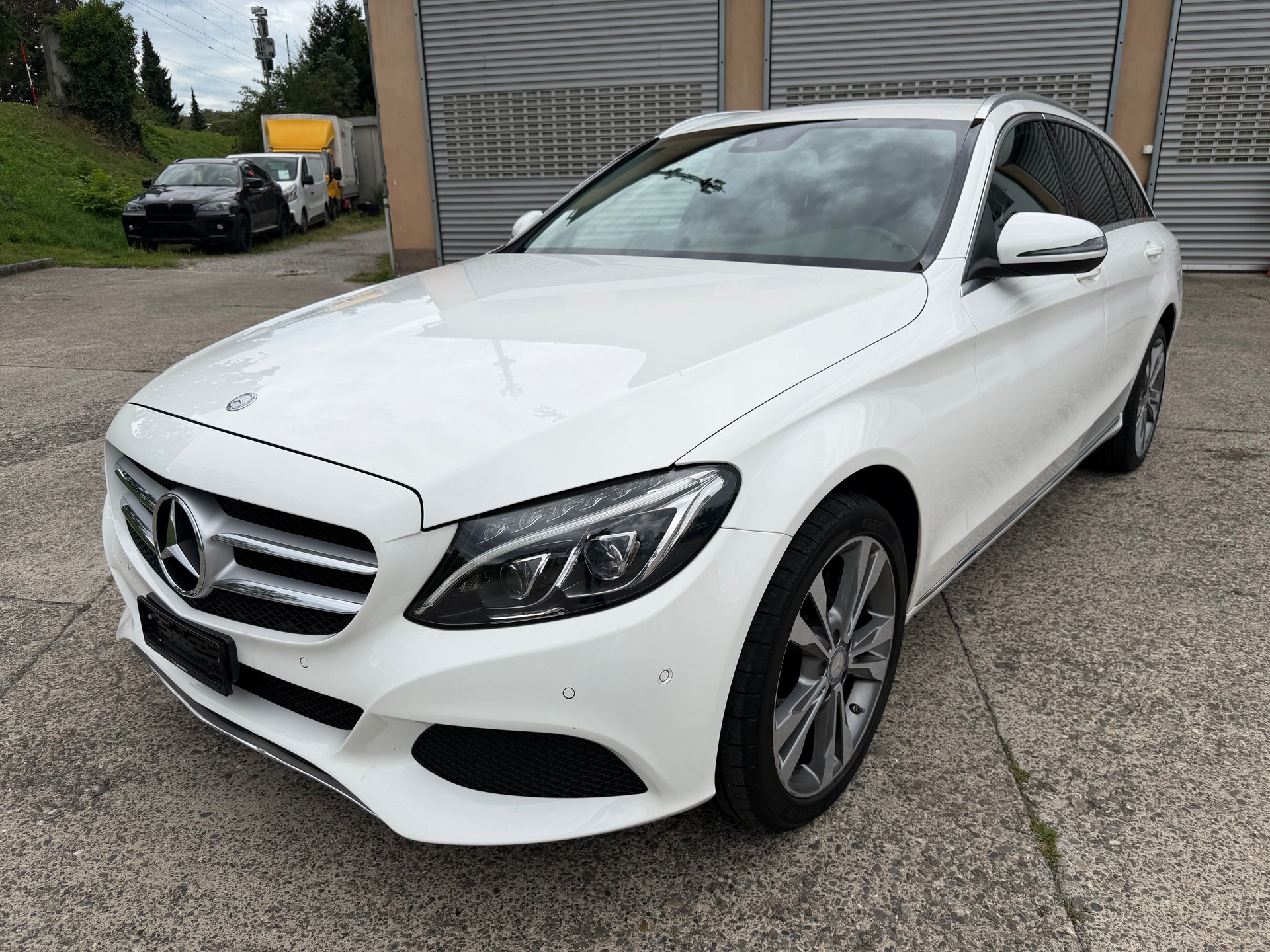 MERCEDES-BENZ C 220 d Swiss Star Avantgarde 4Matic 9G-Tronic-image-0