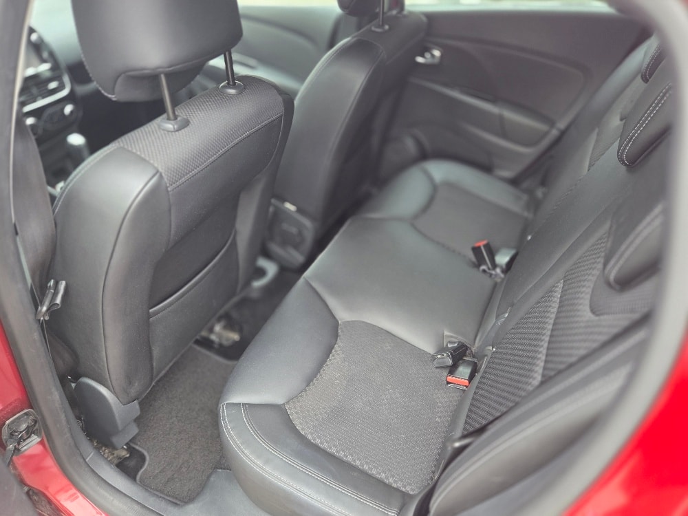 RENAULT Clio Grandtour 1.2 16V T Intens EDC-image-9