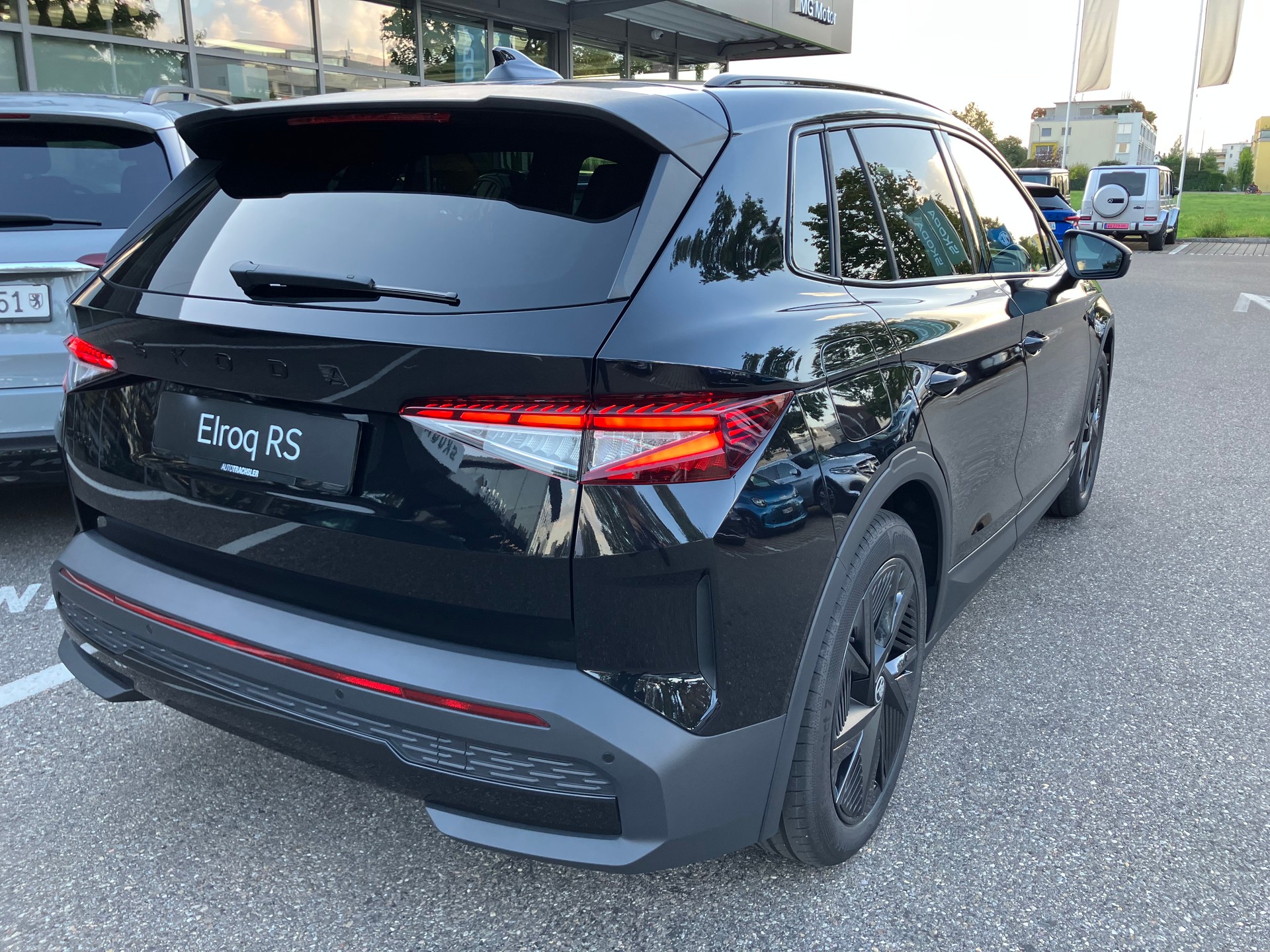 SKODA Elroq RS 4x4-image-4