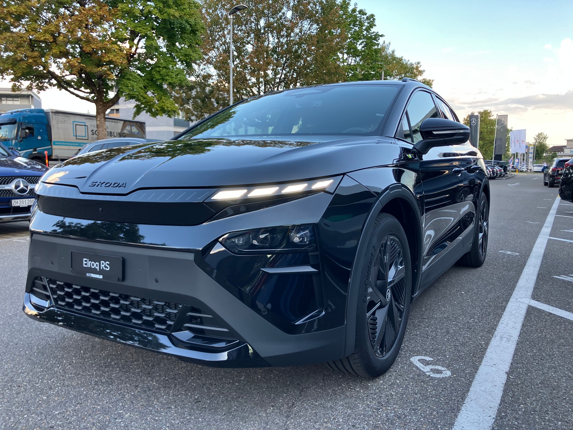 SKODA Elroq RS 4x4-image-2