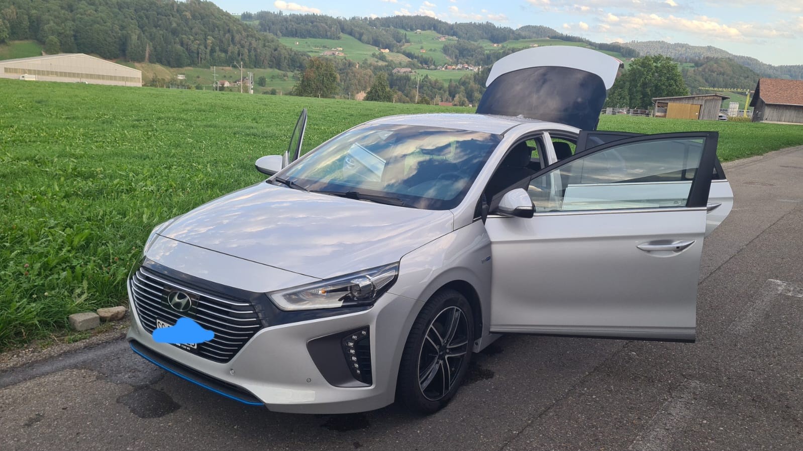 HYUNDAI 1.6 HEV Frisch MFK und Service-image-1