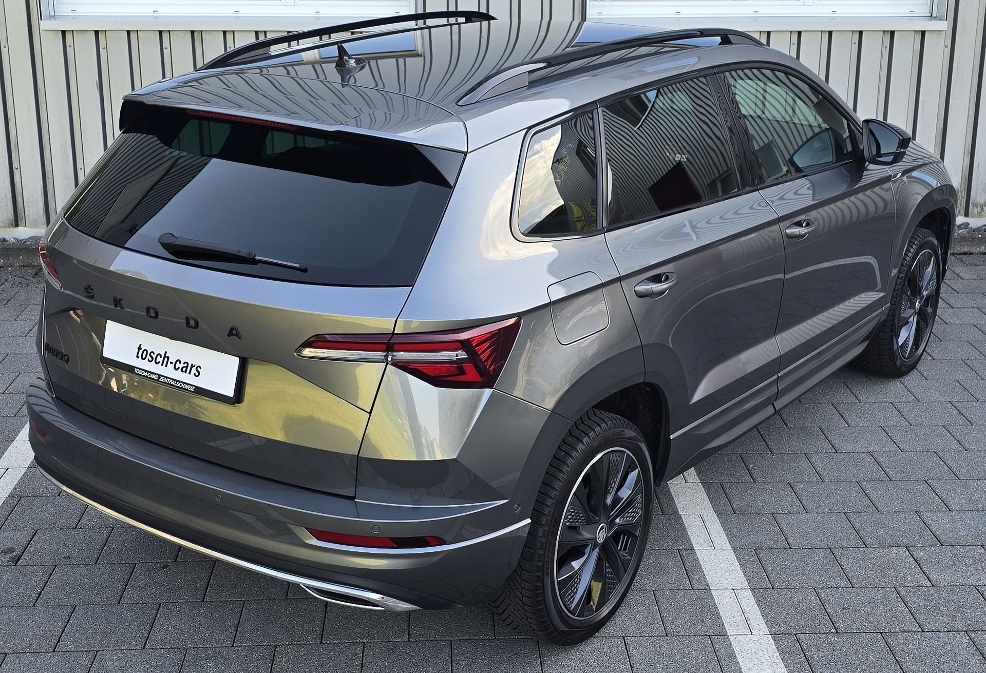 SKODA Karoq 1.5 TSI SportLine DSG-image-6