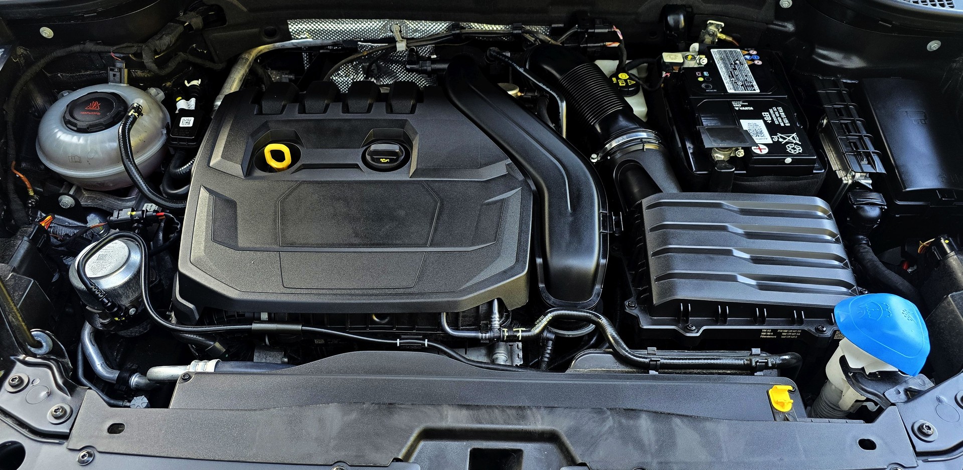 SKODA Karoq 1.5 TSI SportLine DSG-image-14