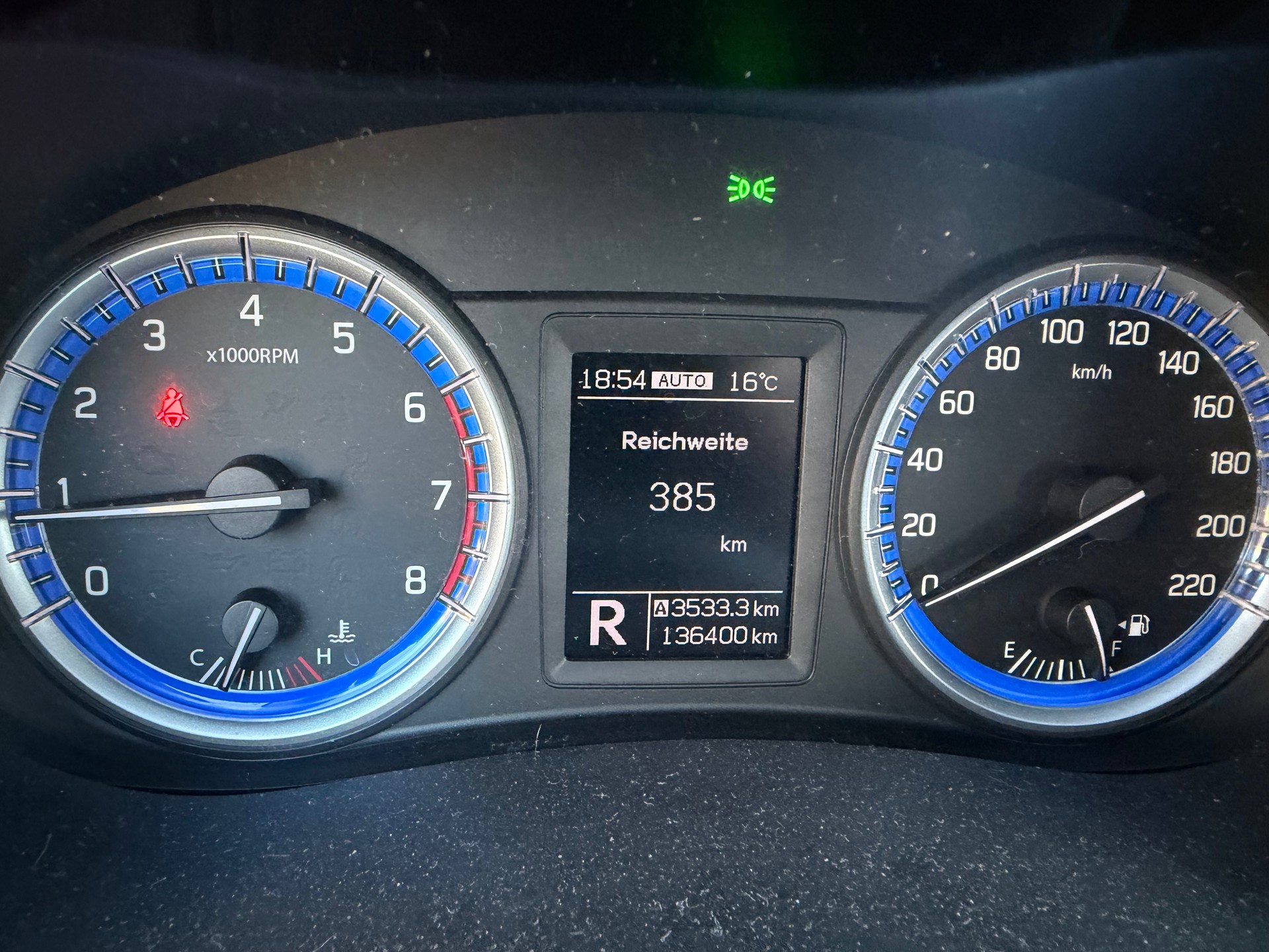 SUZUKI SX4 S-Cross 1.6 16V Compact Top 4WD CVT7-image-9