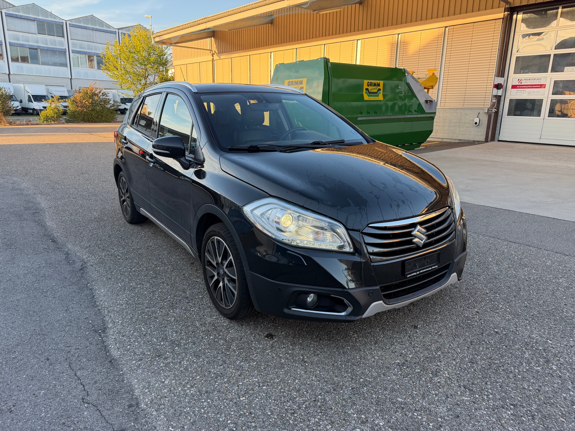 SUZUKI SX4 S-Cross 1.6 16V Compact Top 4WD CVT7-image-4