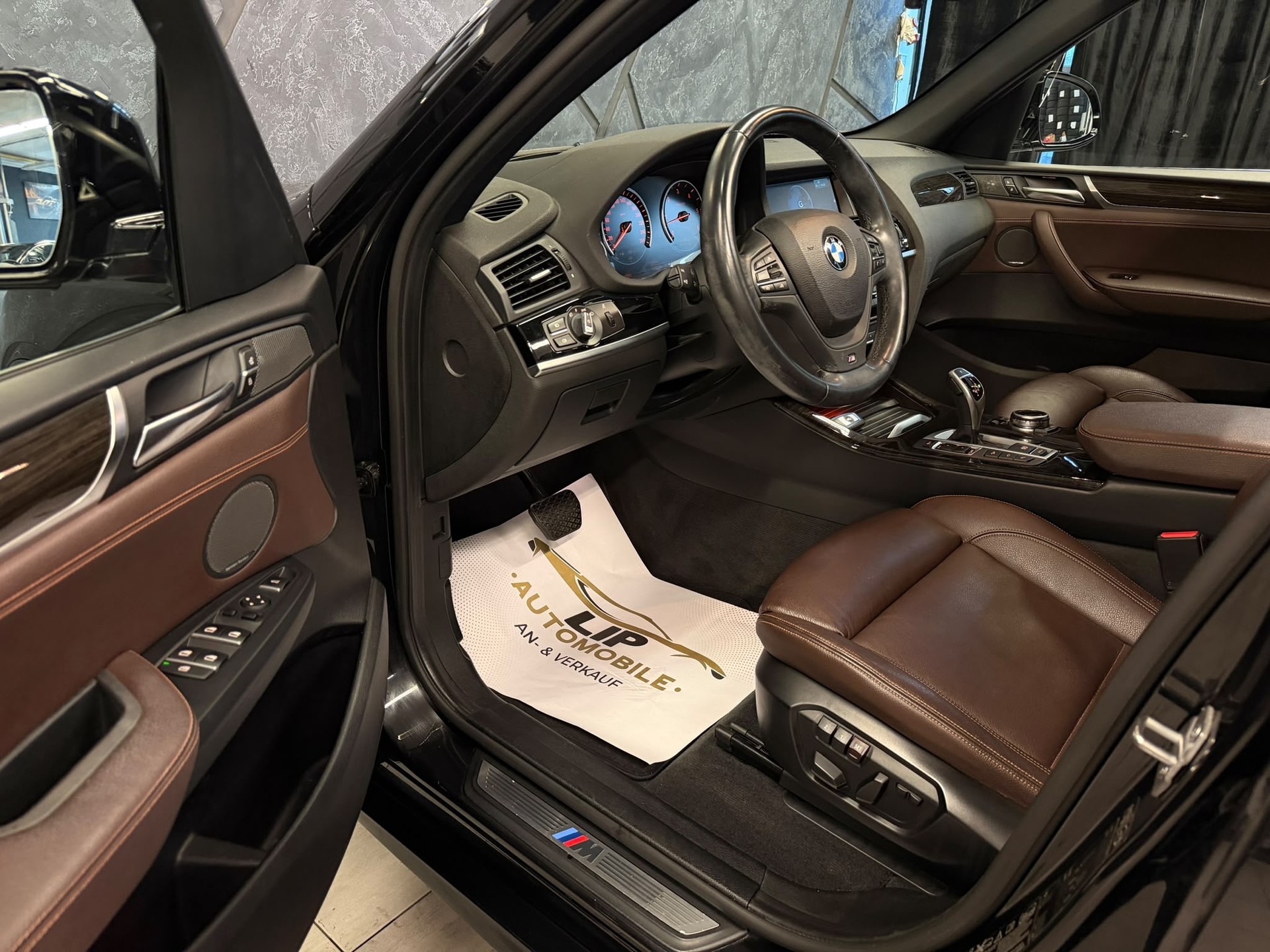BMW X3 xDrive 30d Steptronic M-Sportpaket-image-9