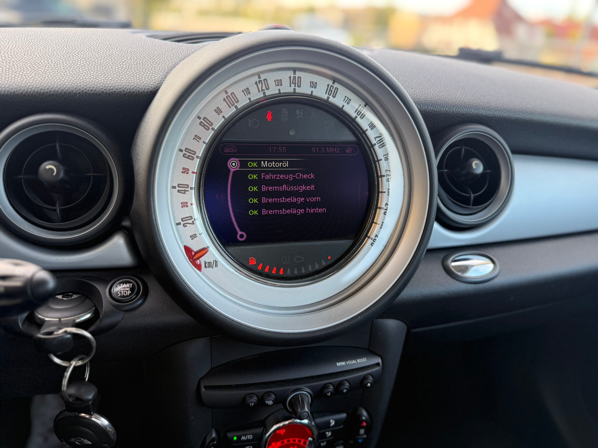 MINI One-image-8