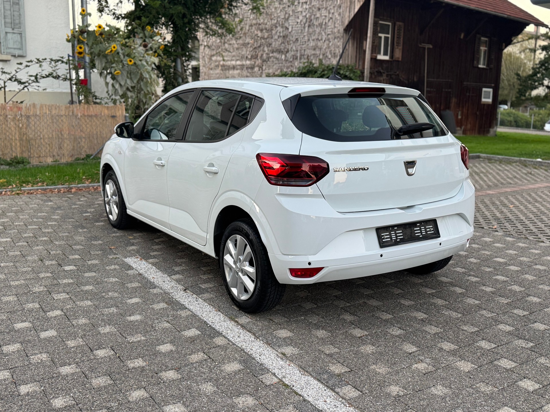 DACIA Sandero TCe 90 Expression CVT-image-6