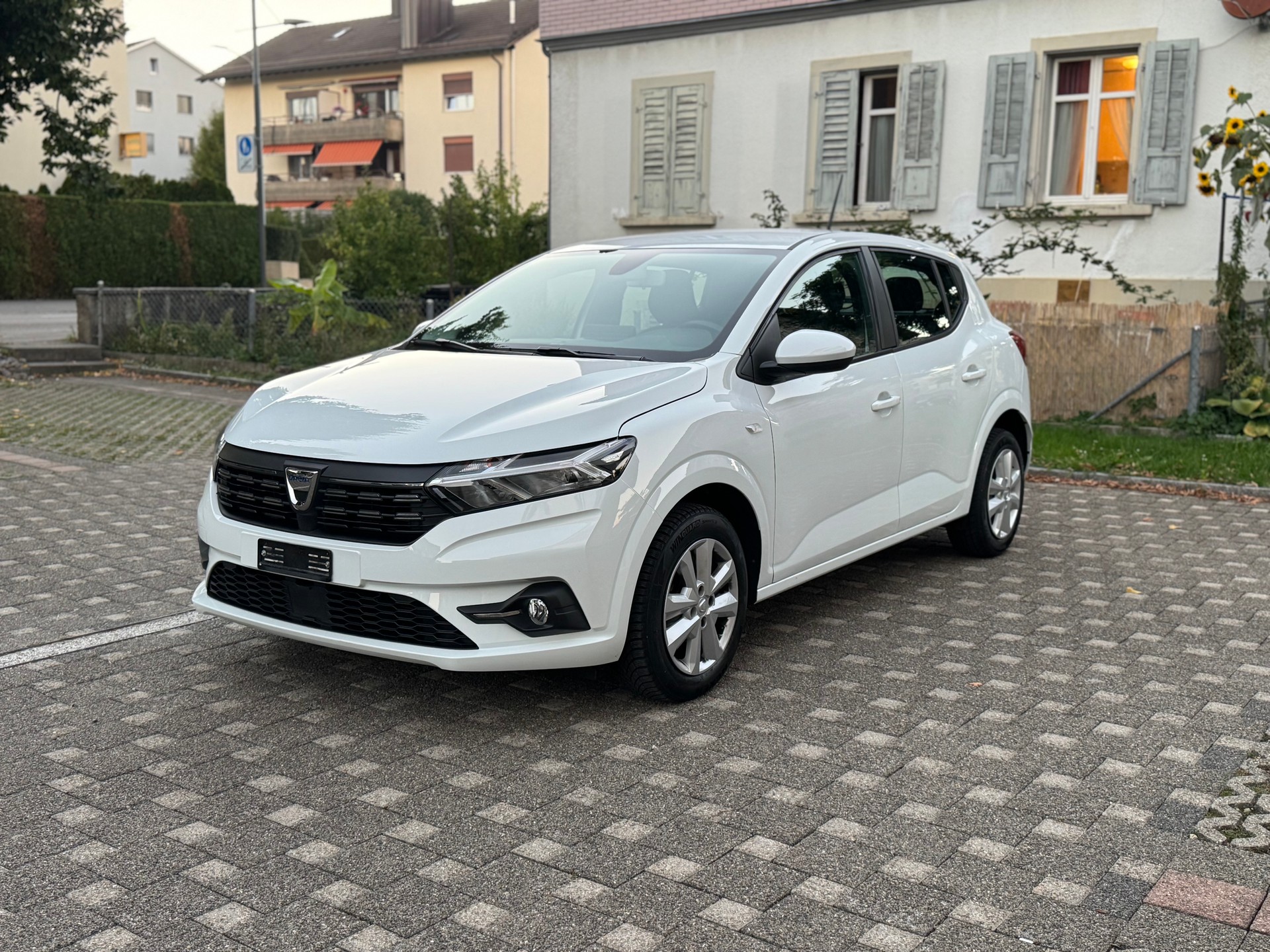 DACIA Sandero TCe 90 Expression CVT-image-0