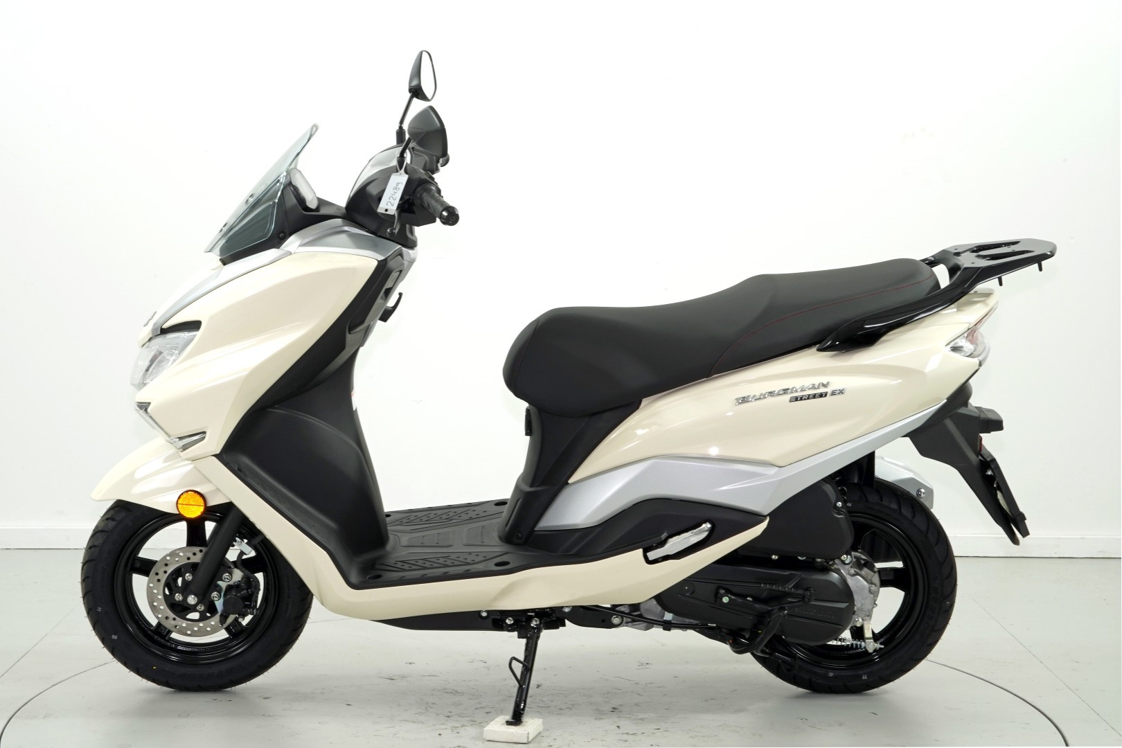 SUZUKI Burgmann Street 125 ABS-image-4