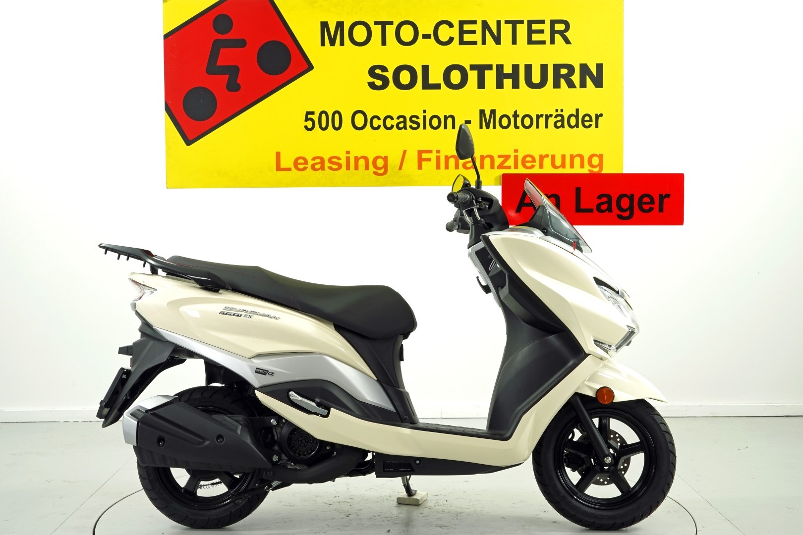 SUZUKI Burgmann Street 125 ABS