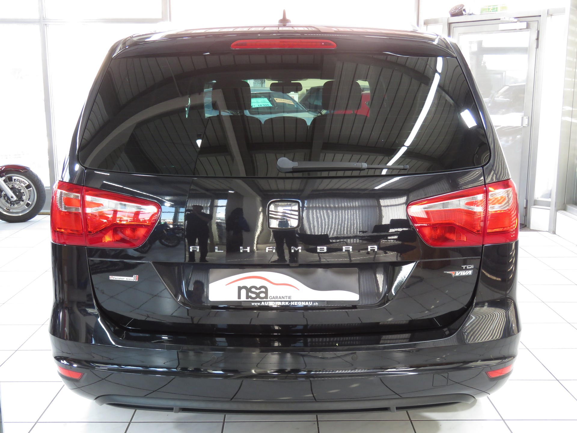 SEAT Alhambra 2.0 TDI Style Viva DSG (7-Plätzer, AHK 2.2 t, Automat)-image-4