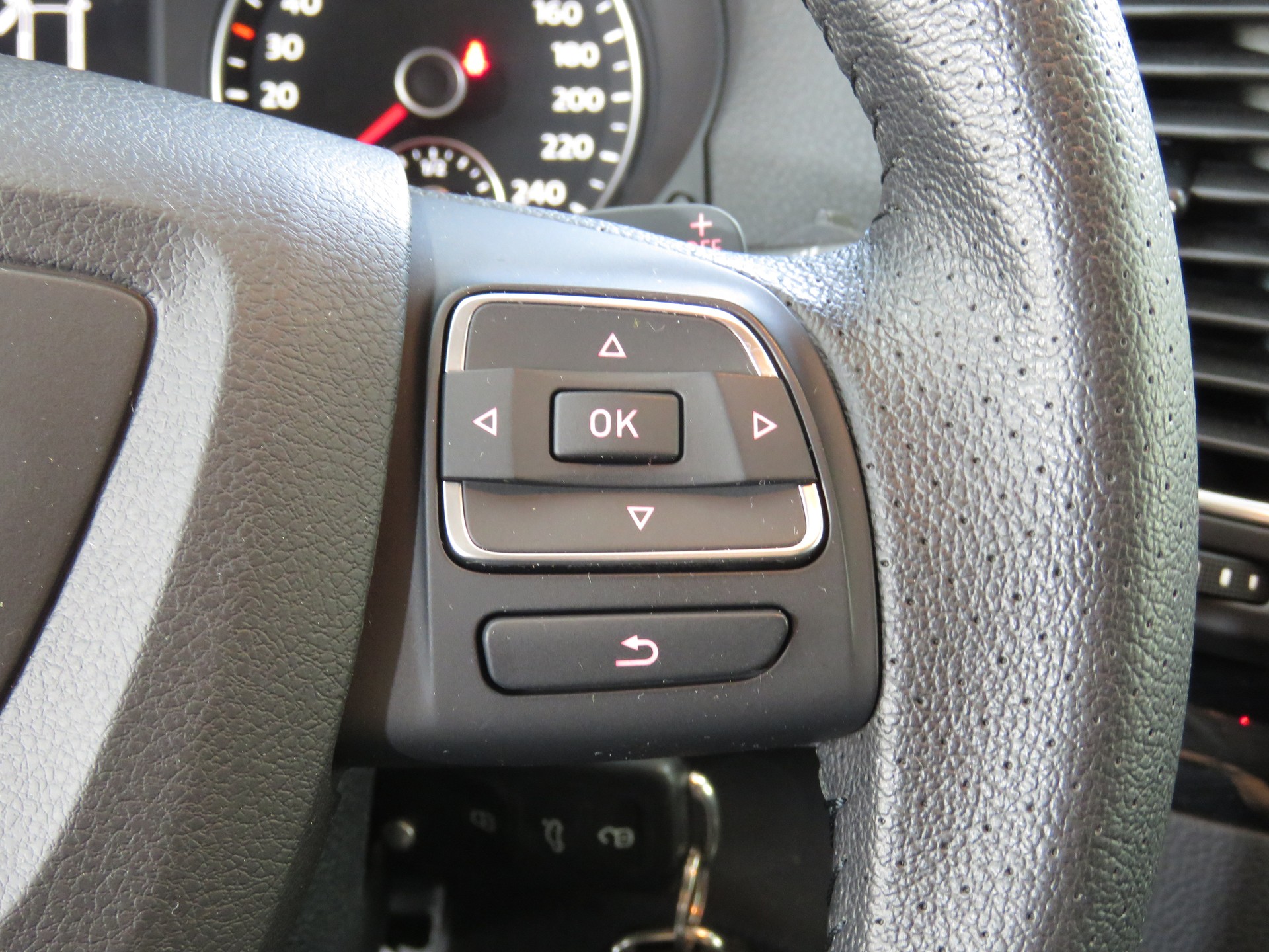 SEAT Alhambra 2.0 TDI Style Viva DSG (7-Plätzer, AHK 2.2 t, Automat)-image-24