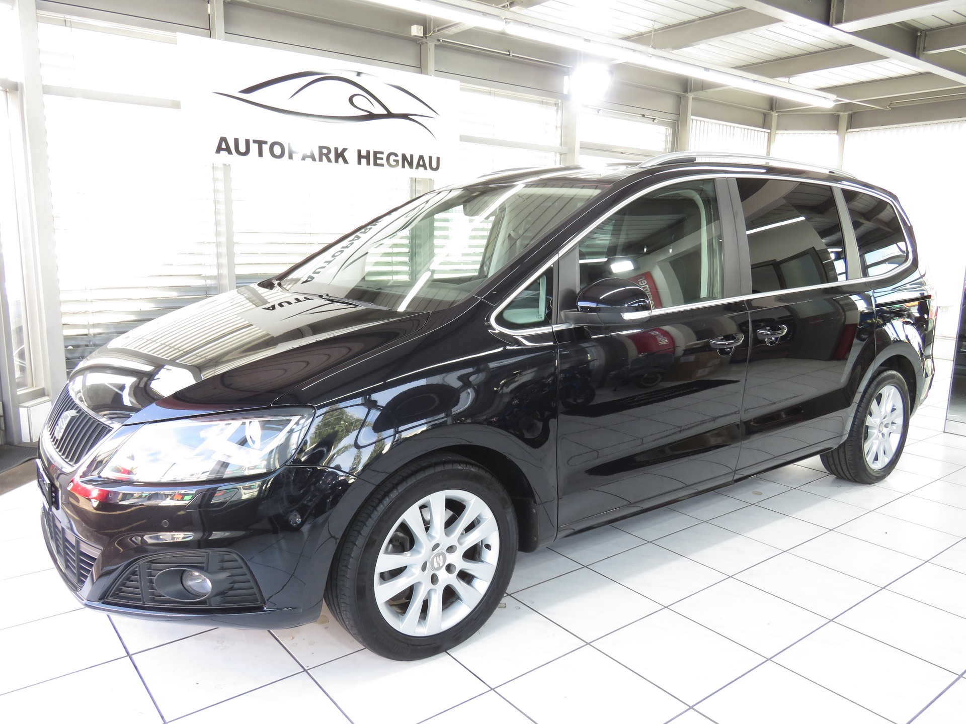 SEAT Alhambra 2.0 TDI Style Viva DSG (7-Plätzer, AHK 2.2 t, Automat)-image-0