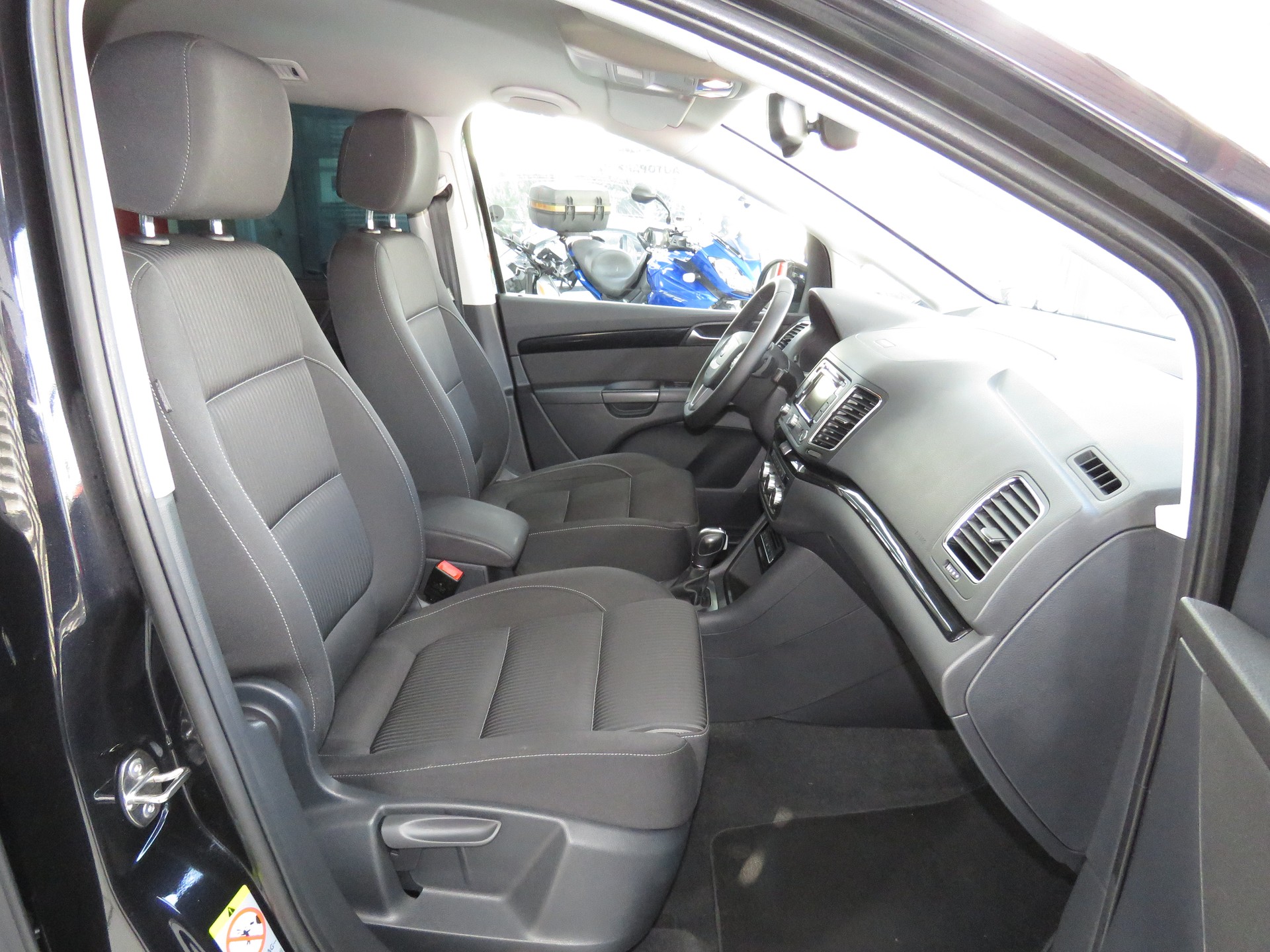 SEAT Alhambra 2.0 TDI Style Viva DSG (7-Plätzer, AHK 2.2 t, Automat)-image-12