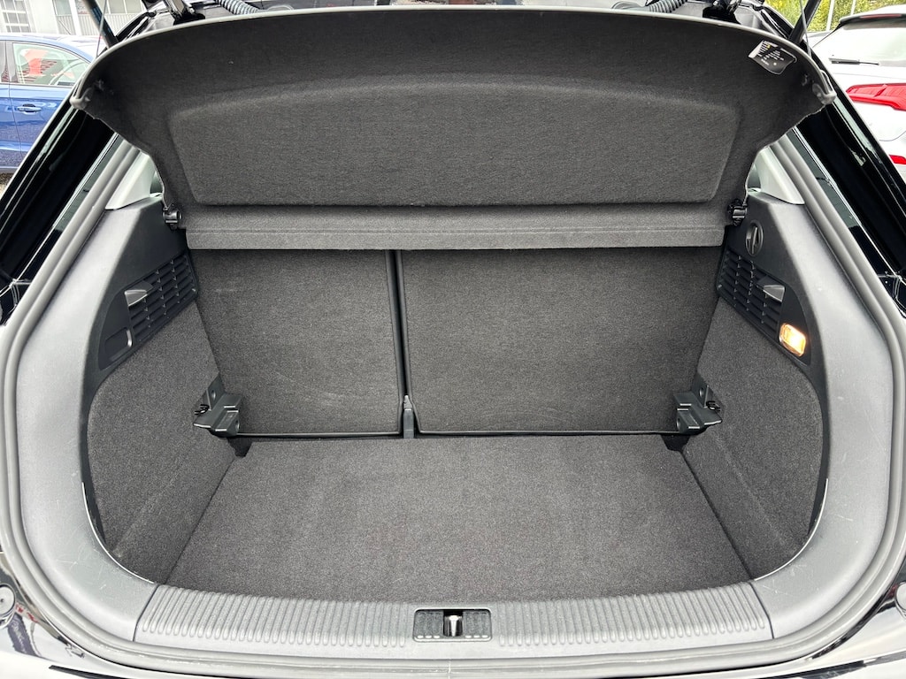 AUDI A1 1.2 TFSI **S-Line** Ambition-image-13