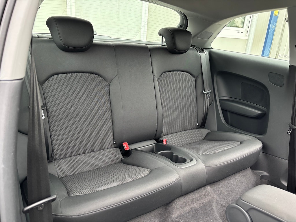 AUDI A1 1.2 TFSI **S-Line** Ambition-image-12