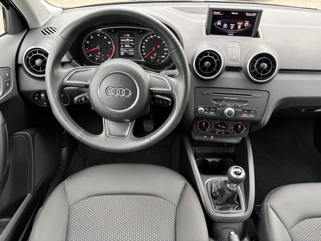 AUDI A1 1.2 TFSI **S-Line** Ambition-image-9