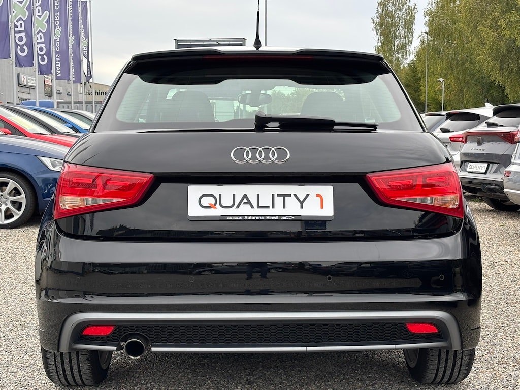 AUDI A1 1.2 TFSI **S-Line** Ambition-image-4