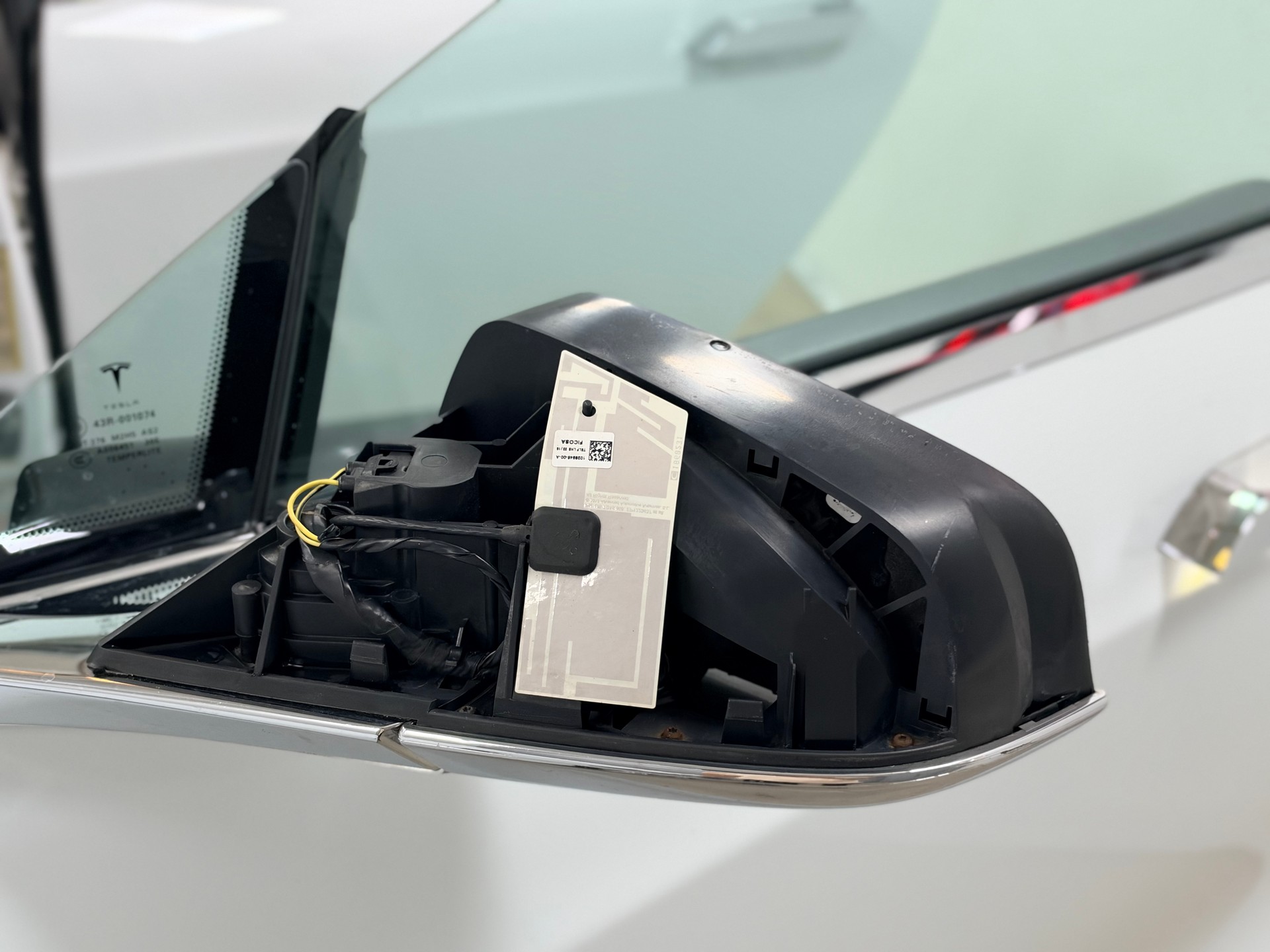 TESLA Model S 75 D FREE SUPERCHARGER FACELIFT-image-9