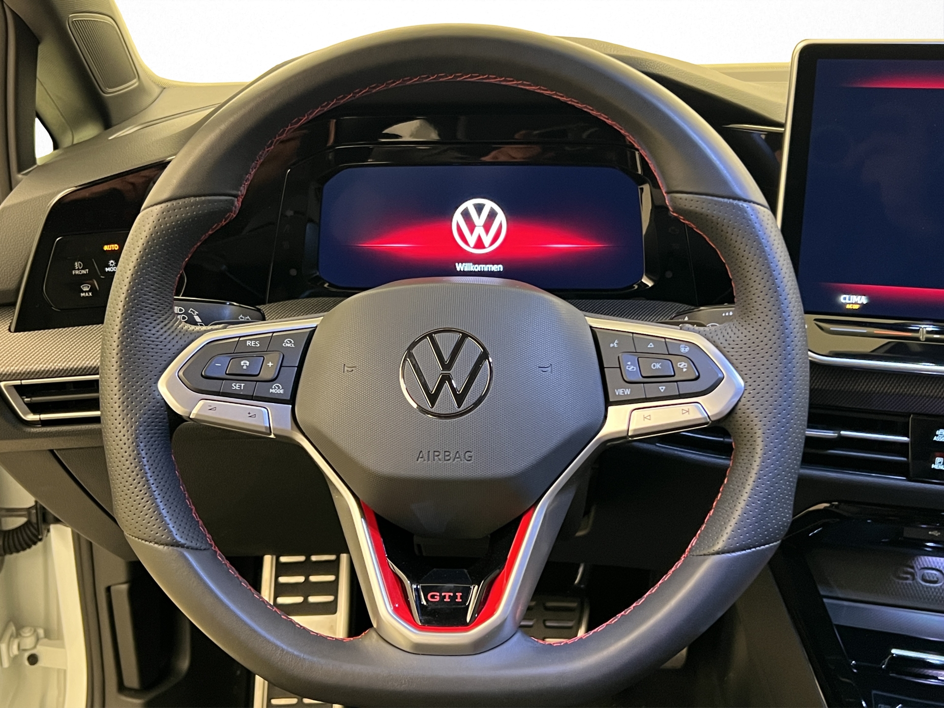 VW Golf 8 2.0 TSI GTI DSG-image-5