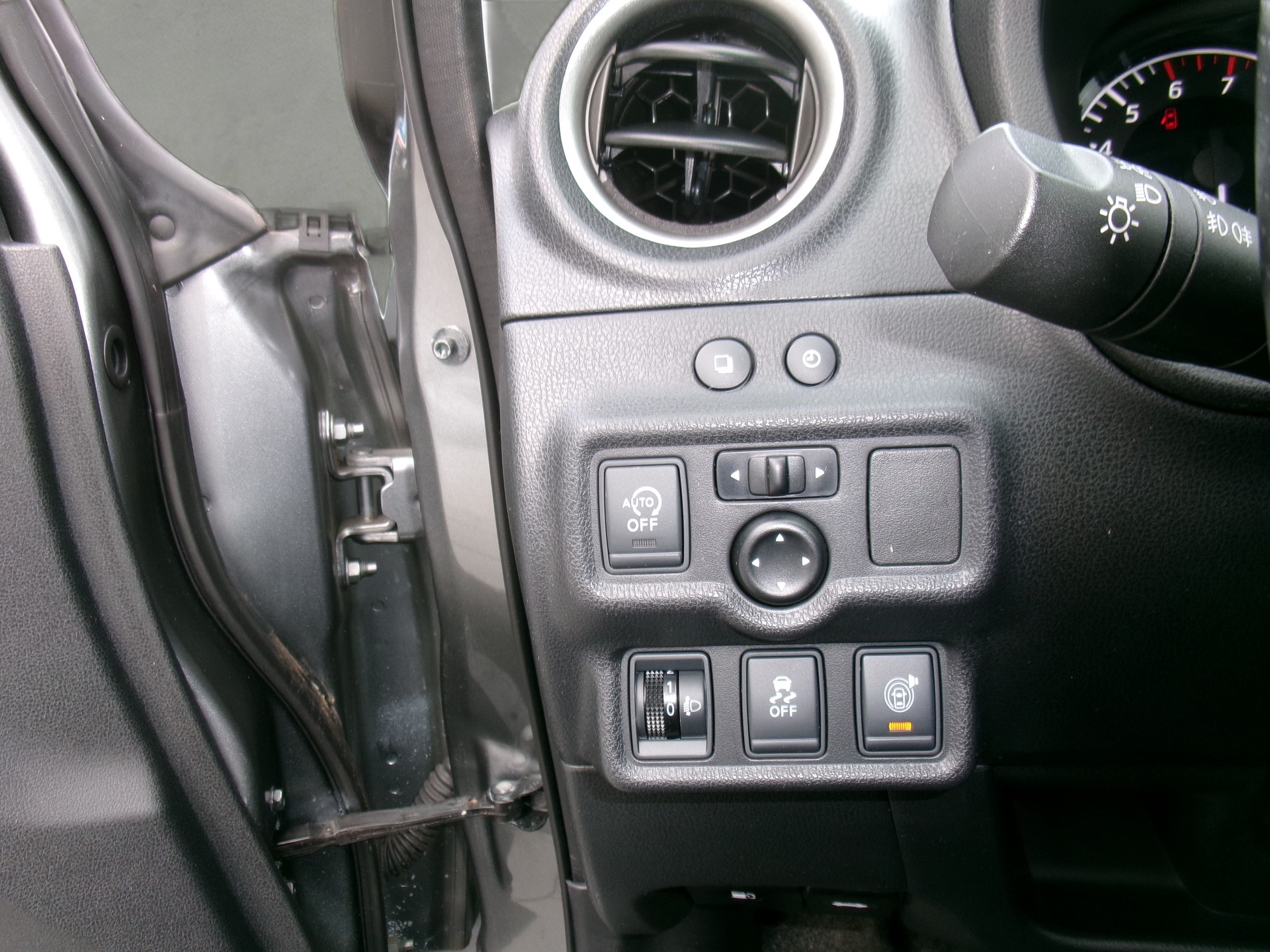 NISSAN Note 1.2 DIG-S acenta+ CVT-image-4