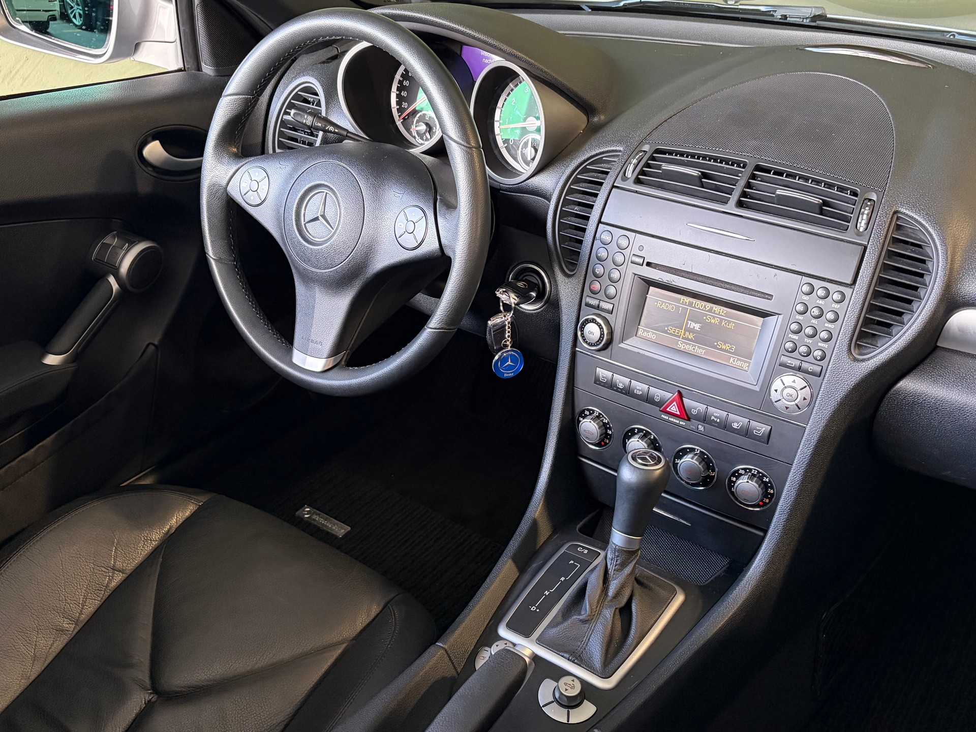 MERCEDES-BENZ SLK 200 Kompressor Automatic *CH-Fahrzeug*Ab MFK*-image-14