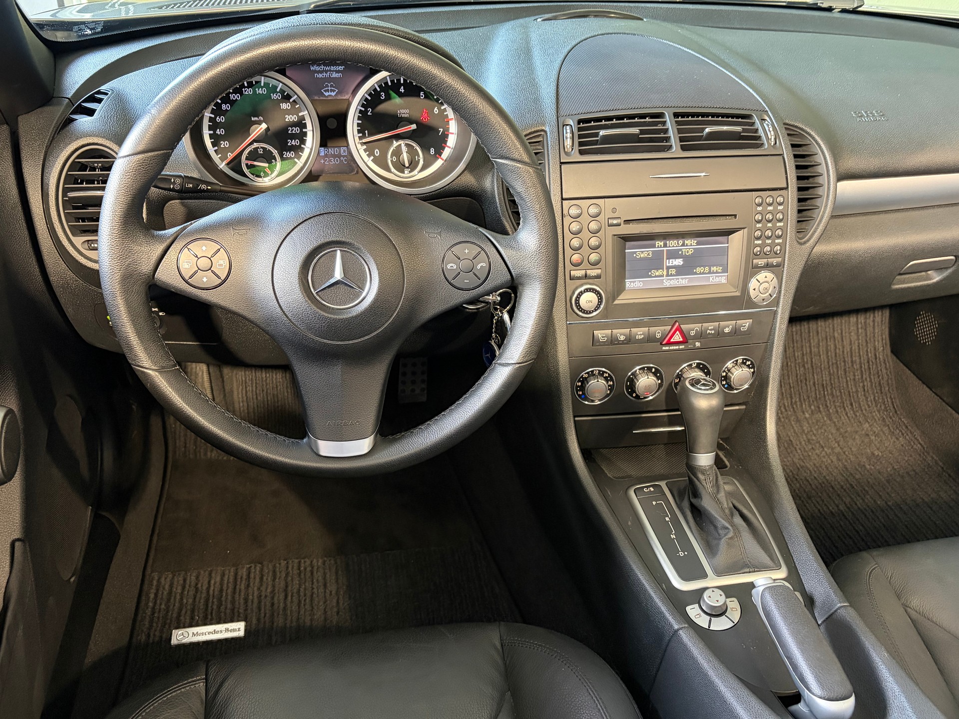 MERCEDES-BENZ SLK 200 Kompressor Automatic *CH-Fahrzeug*Ab MFK*-image-16