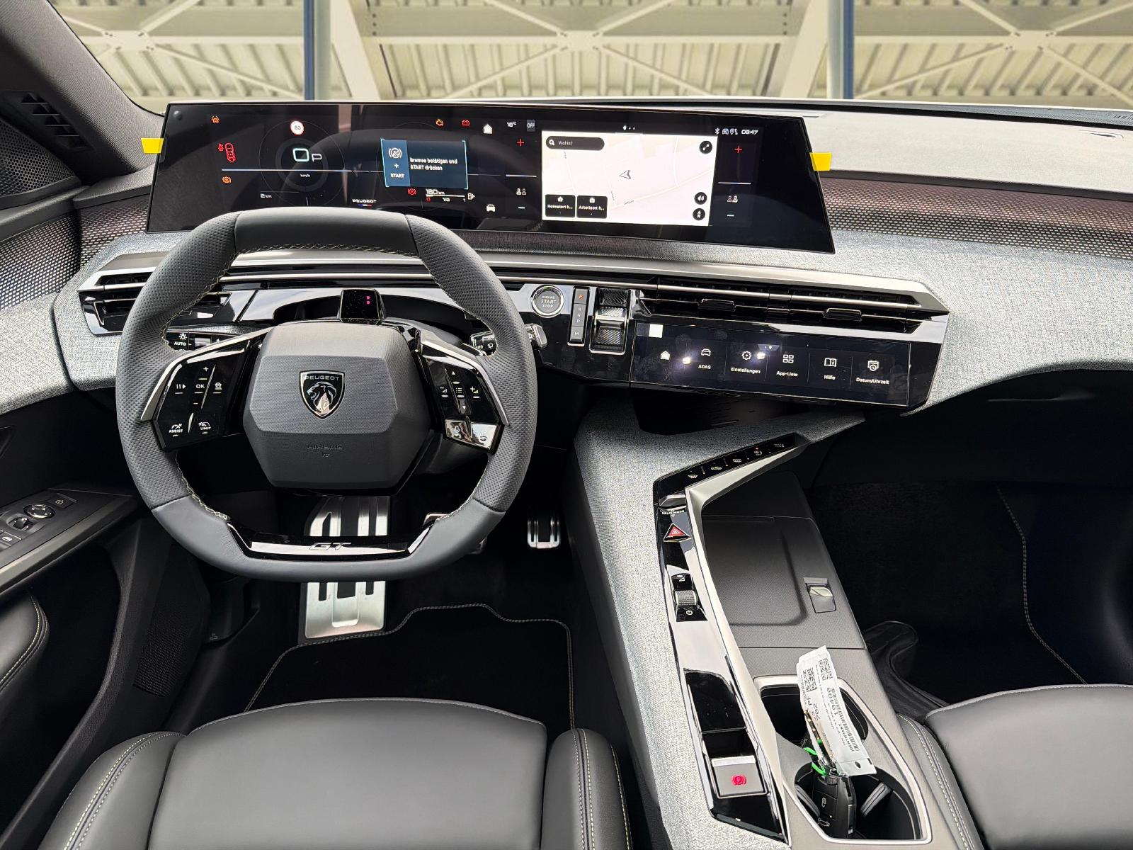 PEUGEOT 5008 1.2 Hybrid GT Exclusive-image-9