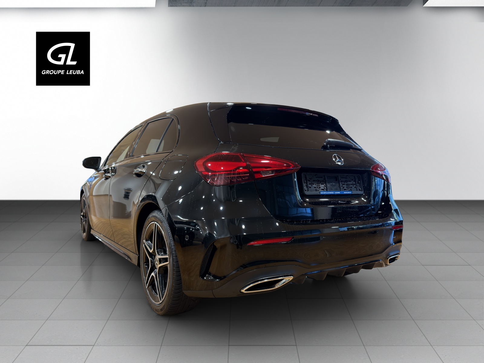 MERCEDES-BENZ A 200 AMG Line 7G-DCT-image-4