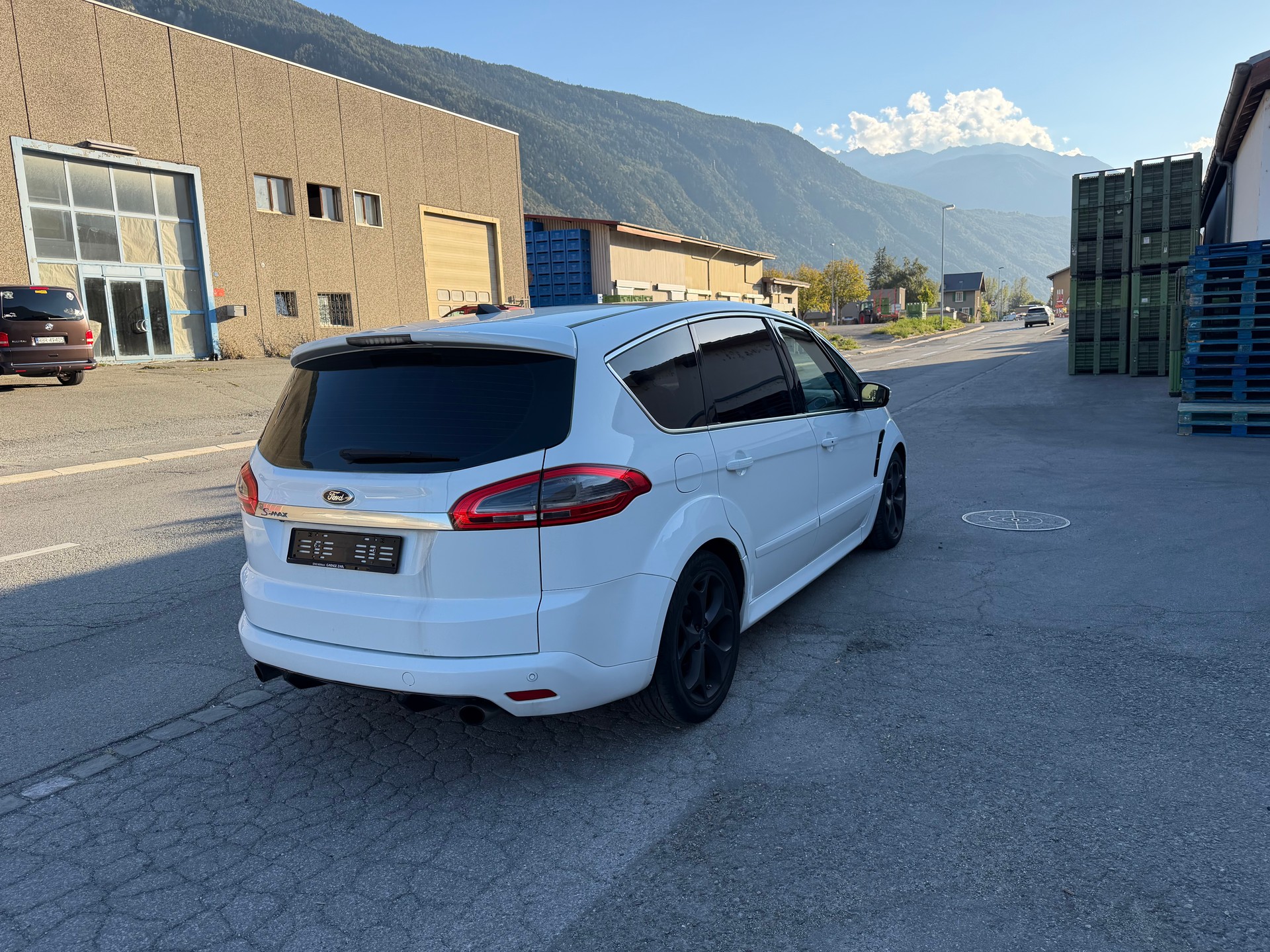 FORD S-Max 2.0 SCTi TitaniumS PowerShift-image-4