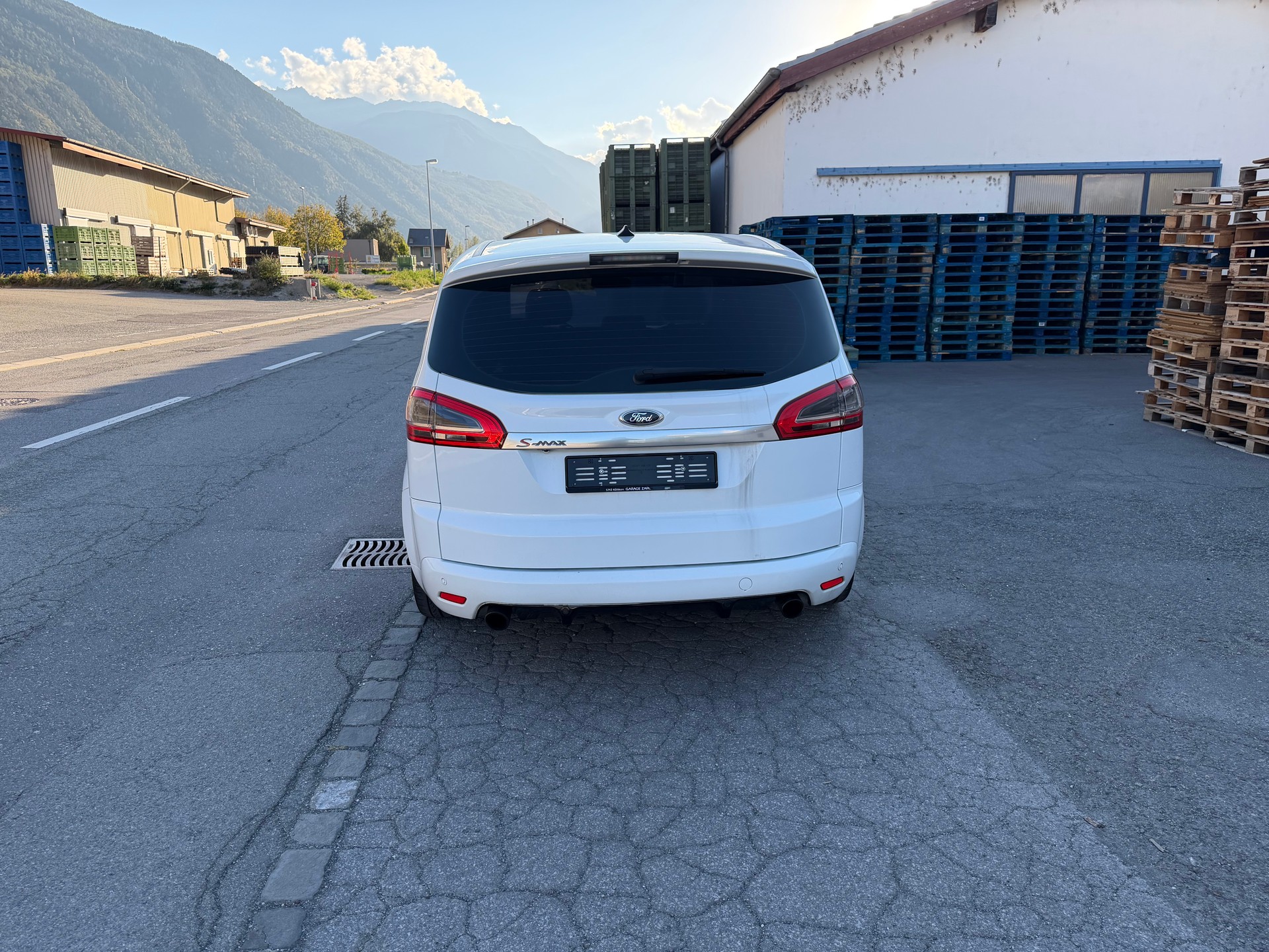 FORD S-Max 2.0 SCTi TitaniumS PowerShift-image-9