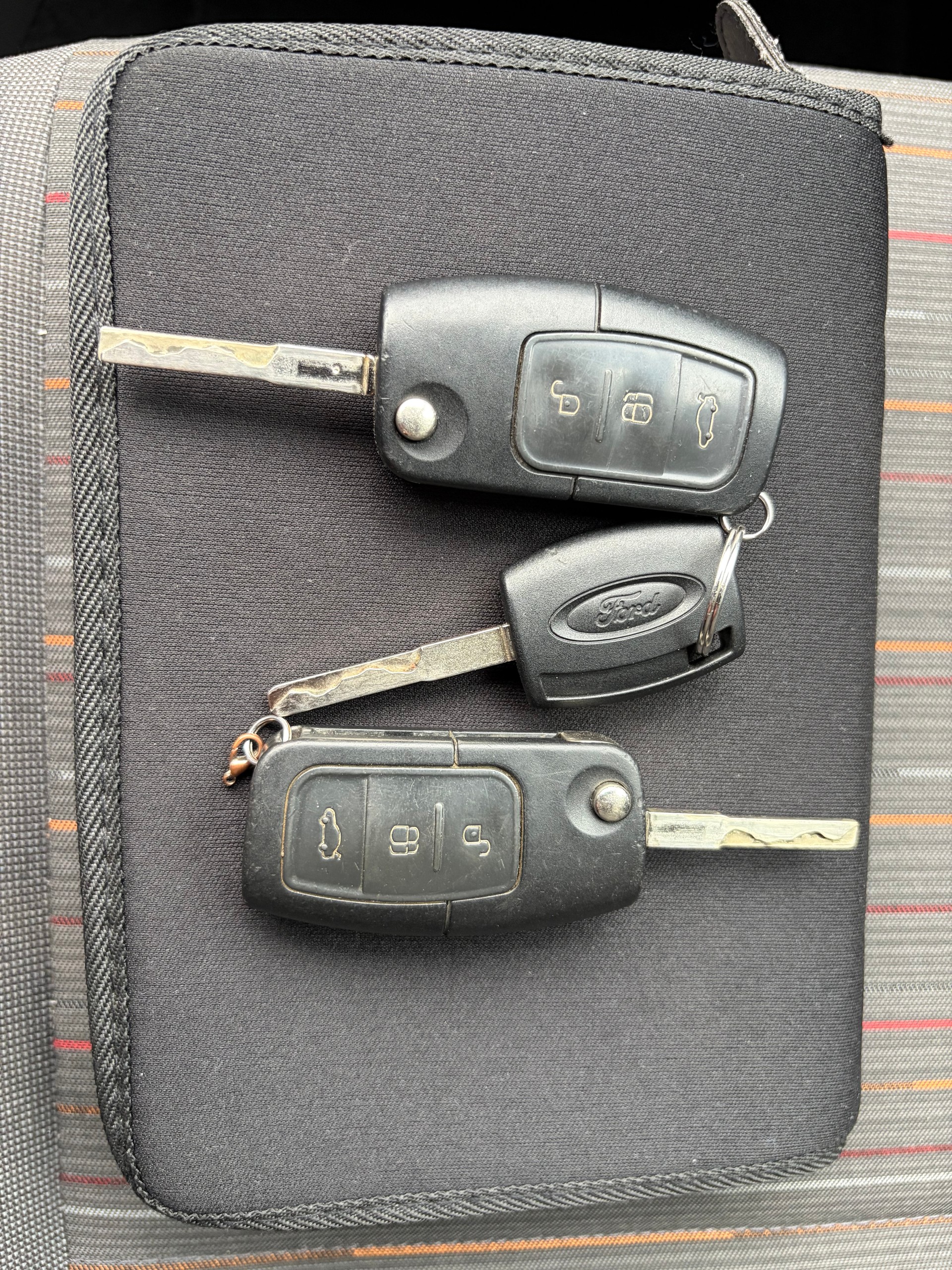 FORD C-Max 1.8 16V Carving-image-15