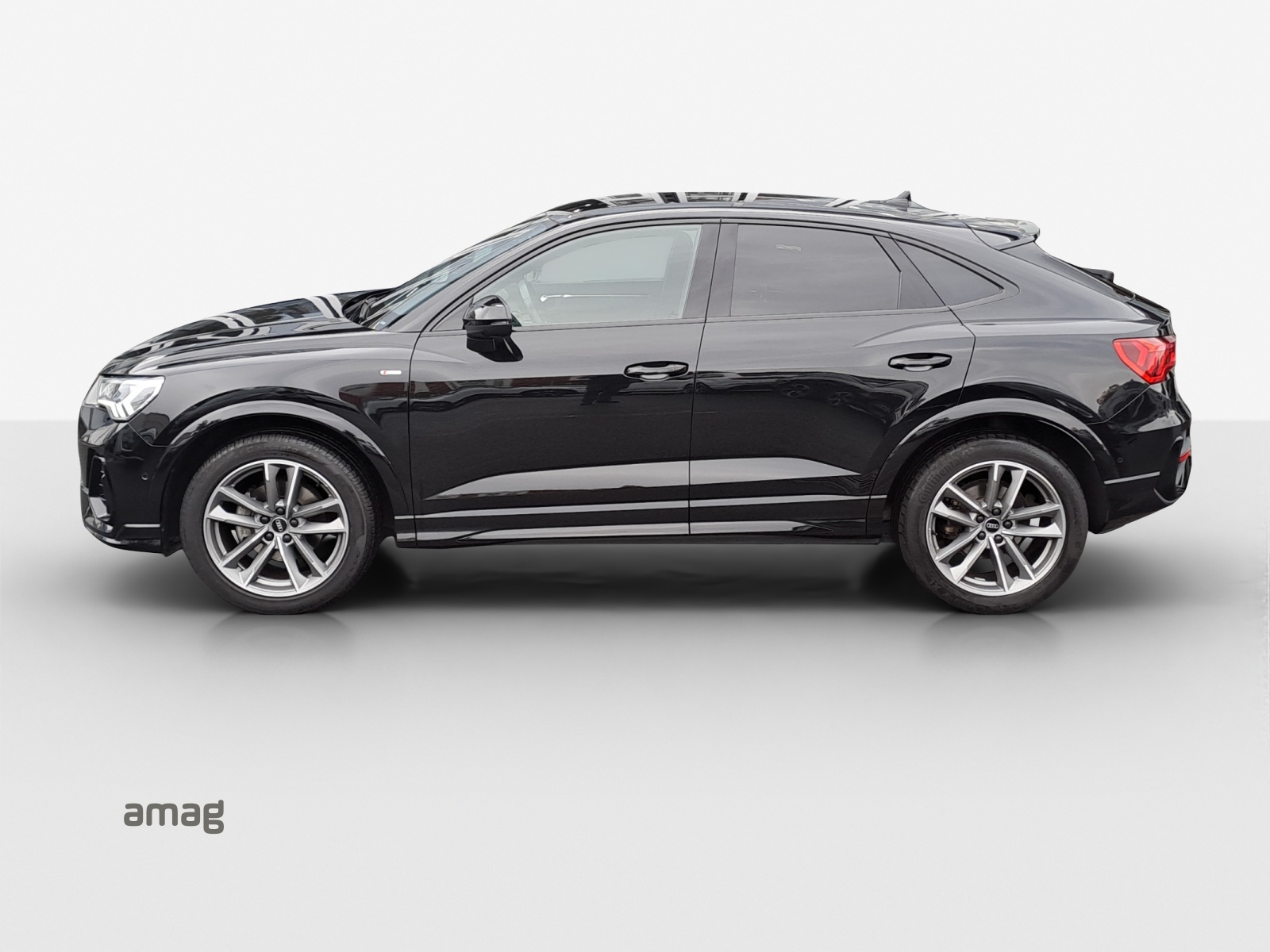 AUDI Q3 Sportback 35 TFSI S line Attraction S-tronic-image-1