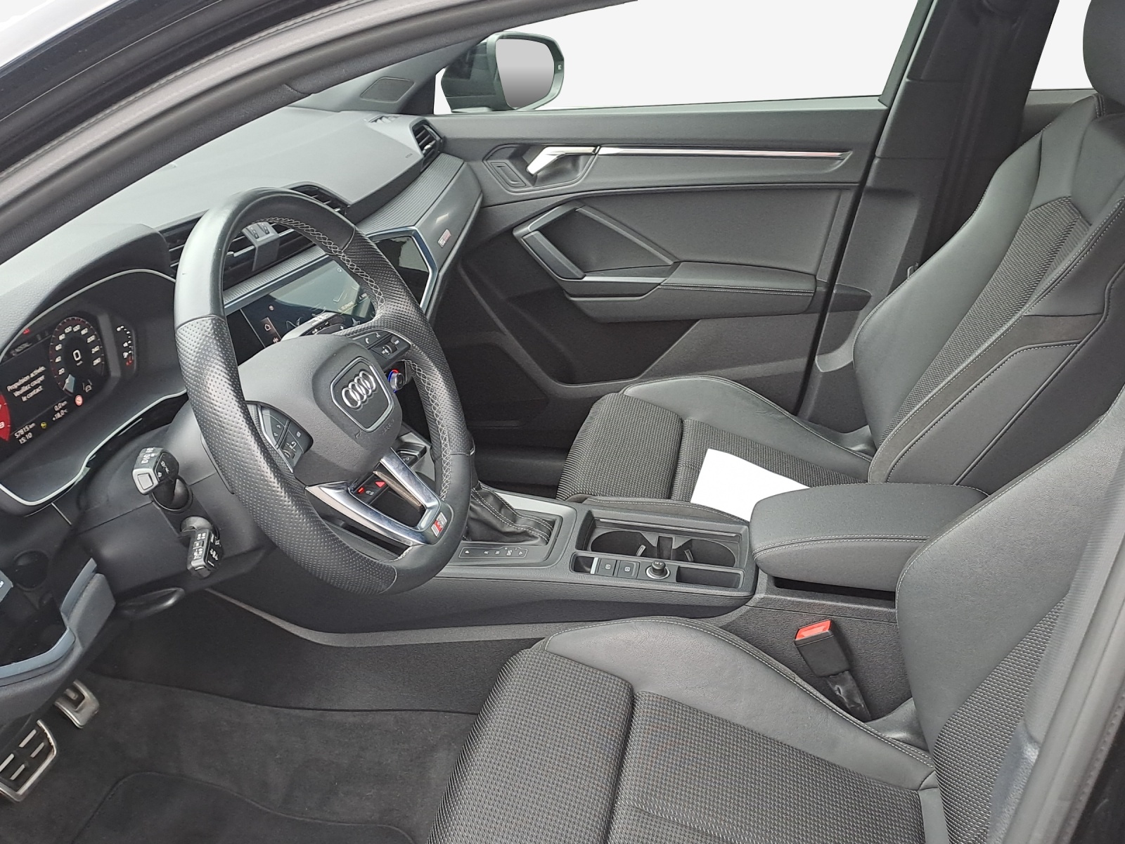 AUDI Q3 Sportback 35 TFSI S line Attraction S-tronic-image-7