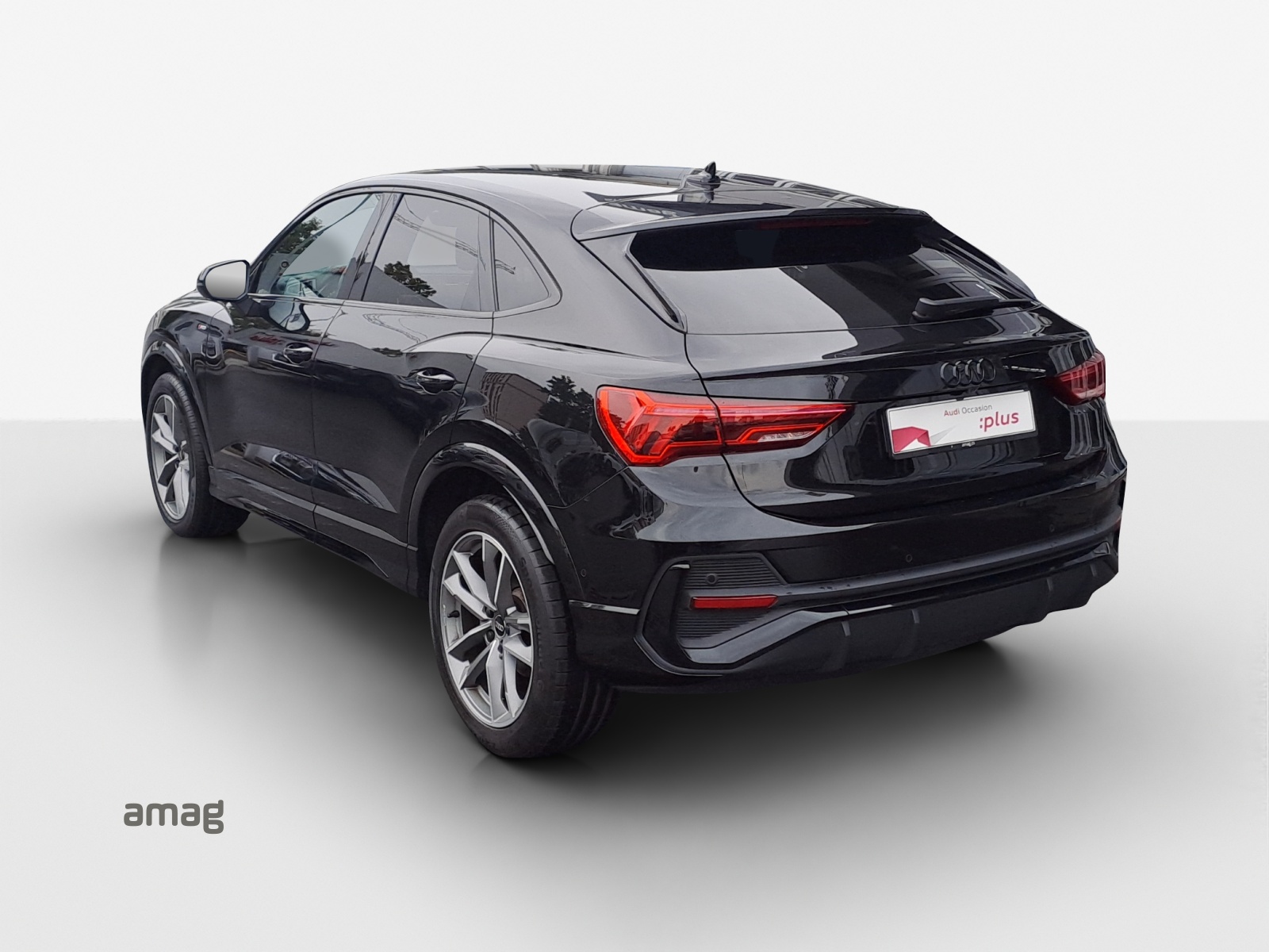 AUDI Q3 Sportback 35 TFSI S line Attraction S-tronic-image-2