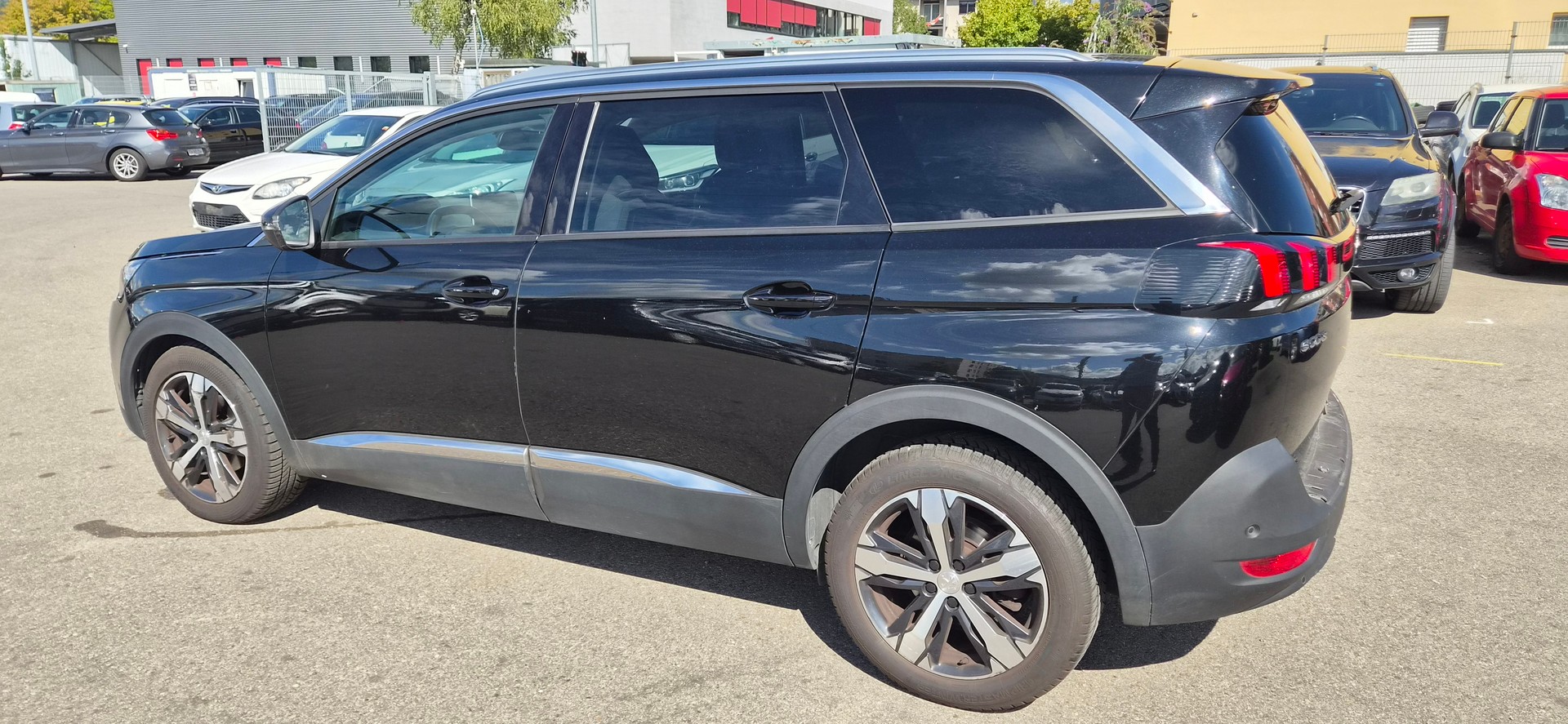 PEUGEOT 5008 1.6 THP Active EAT-image-5